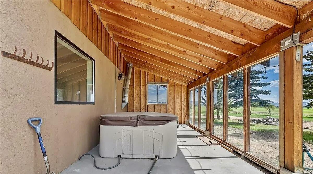 248 N 650 W Property Photo 4