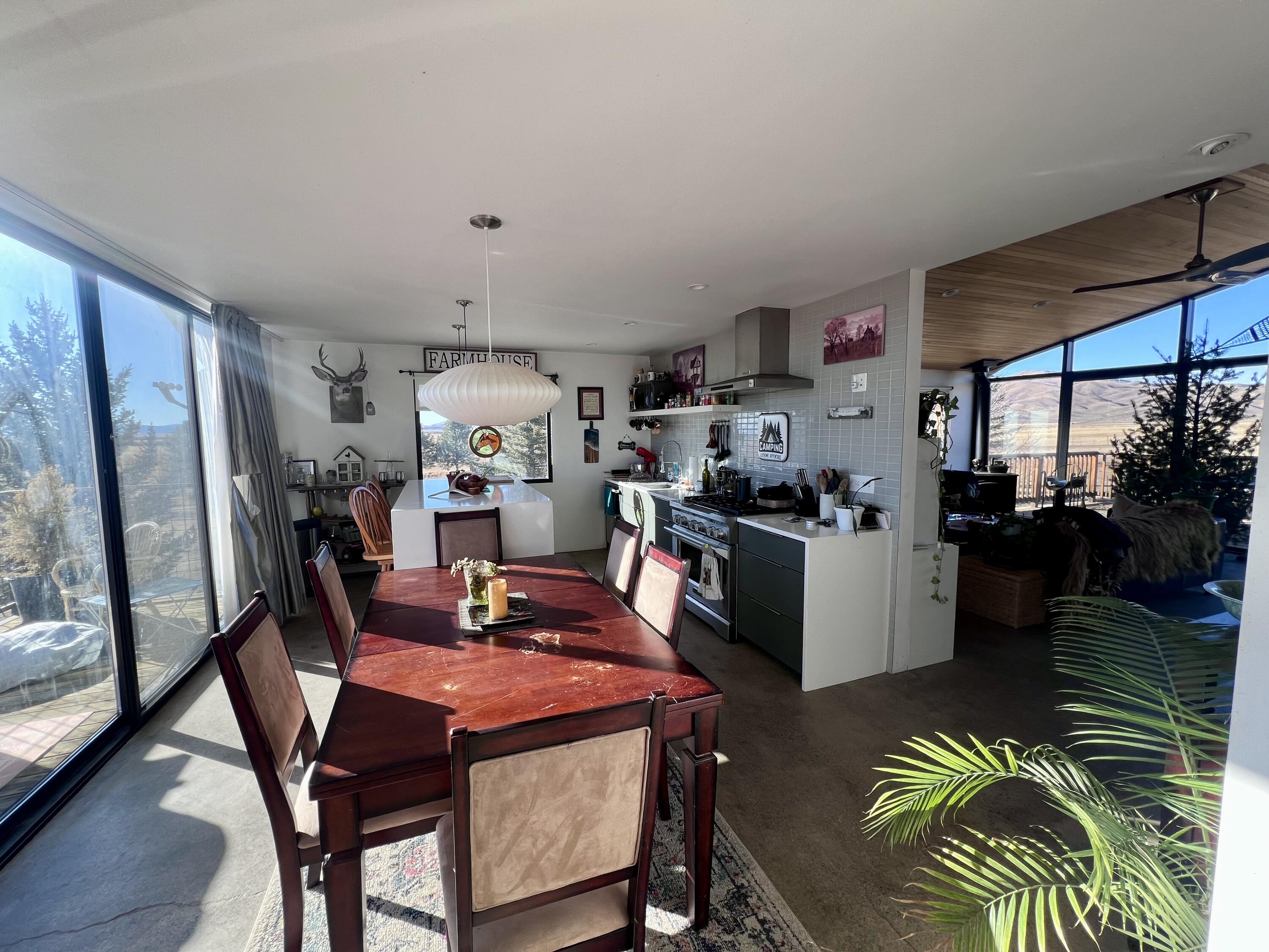 248 N 650 W Property Photo 9