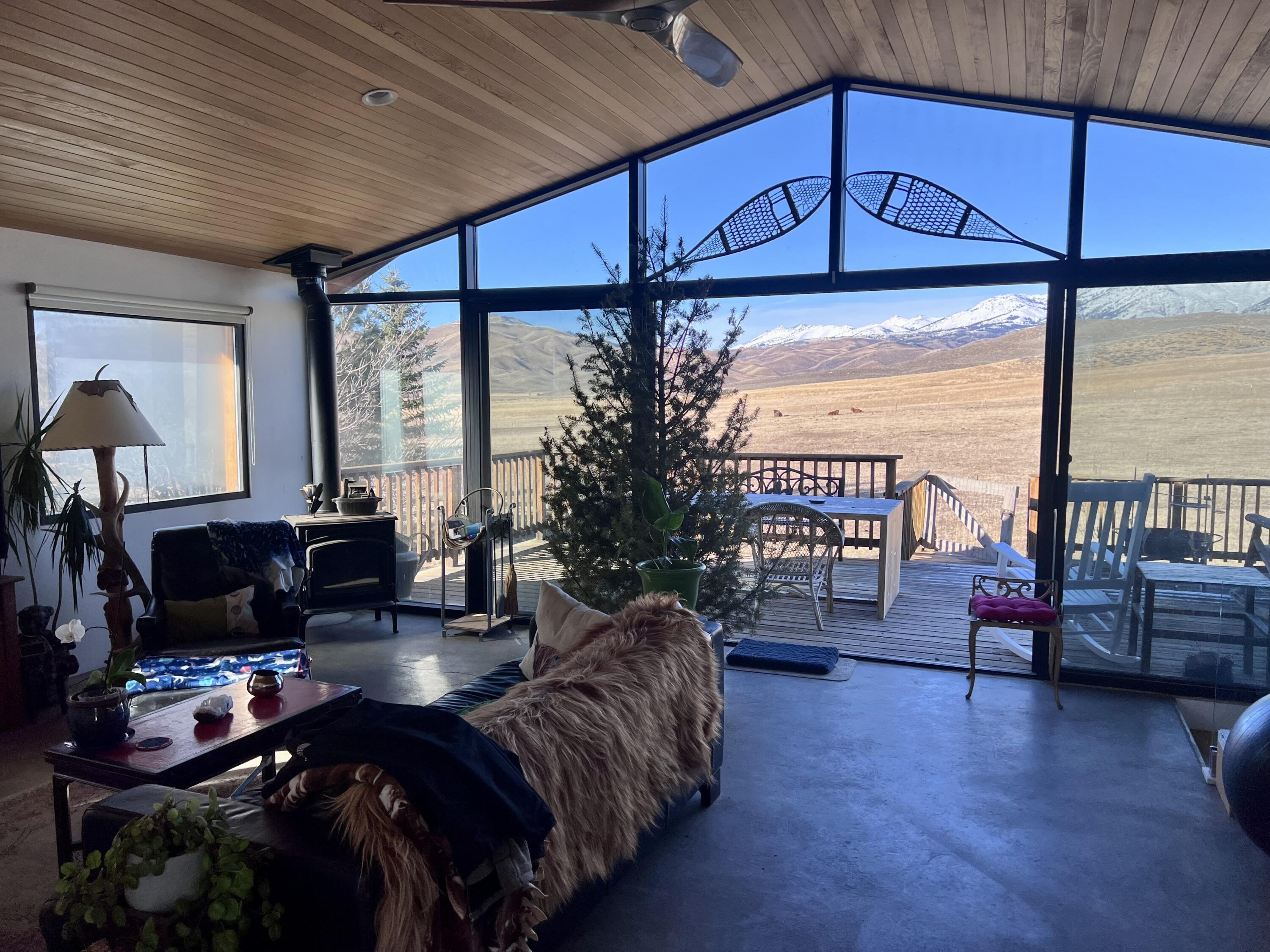 248 N 650 W Property Photo 11