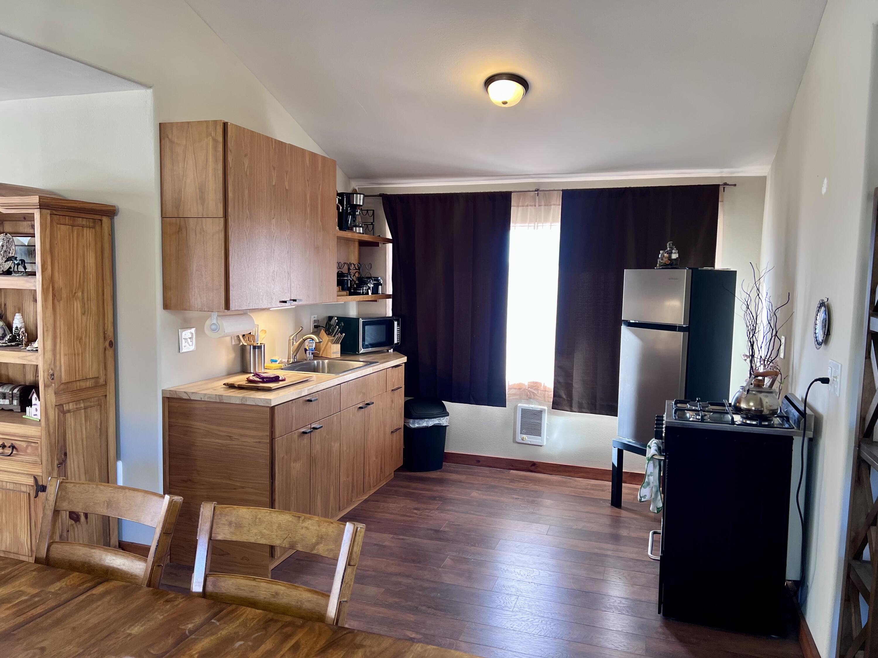 248 N 650 W Property Photo 18