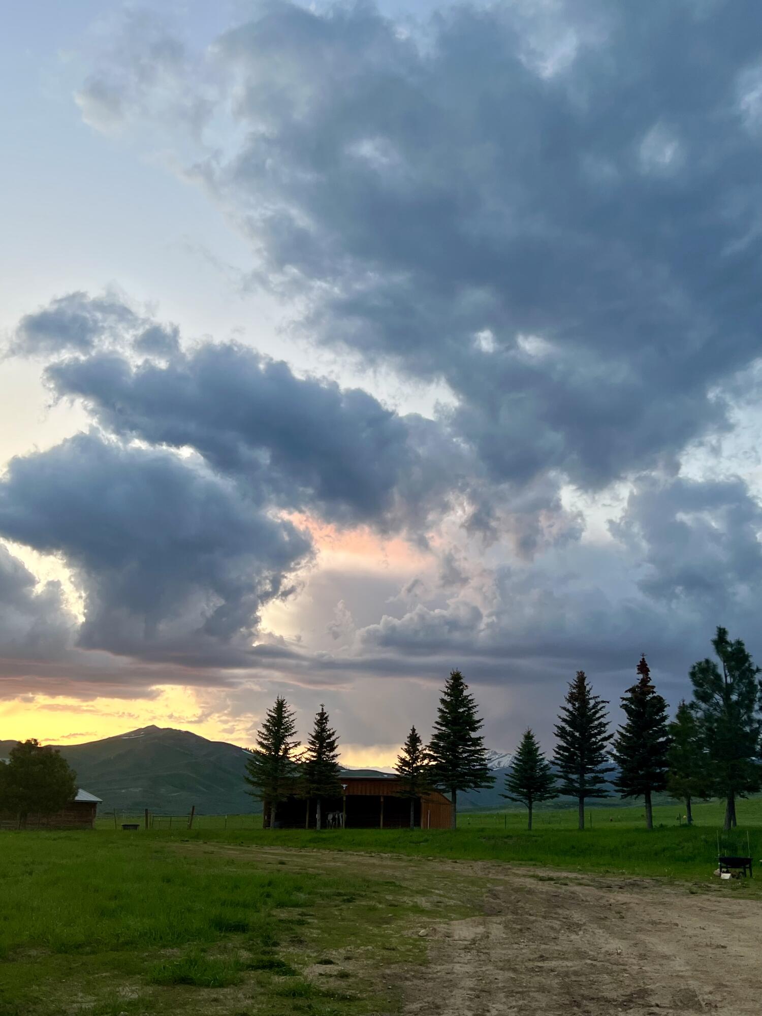 248 N 650 W Property Photo 27