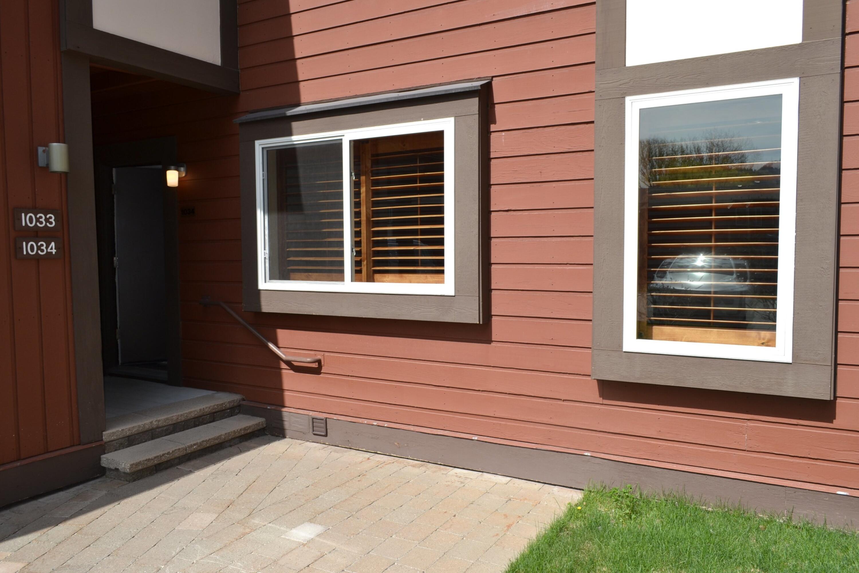 1034 Atelier Condo Dr Property Photo 3
