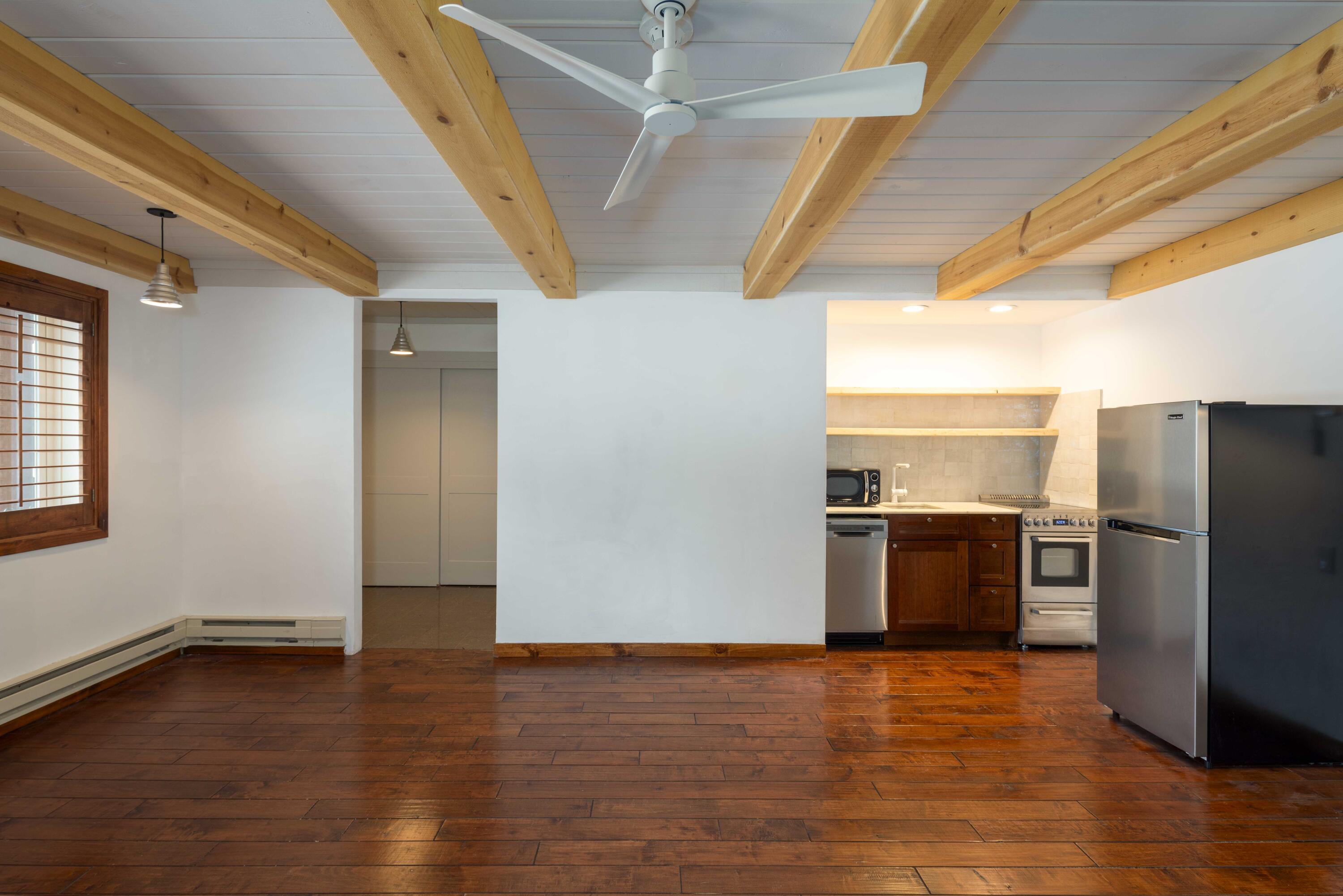 1034 Atelier Condo Dr Property Photo 6
