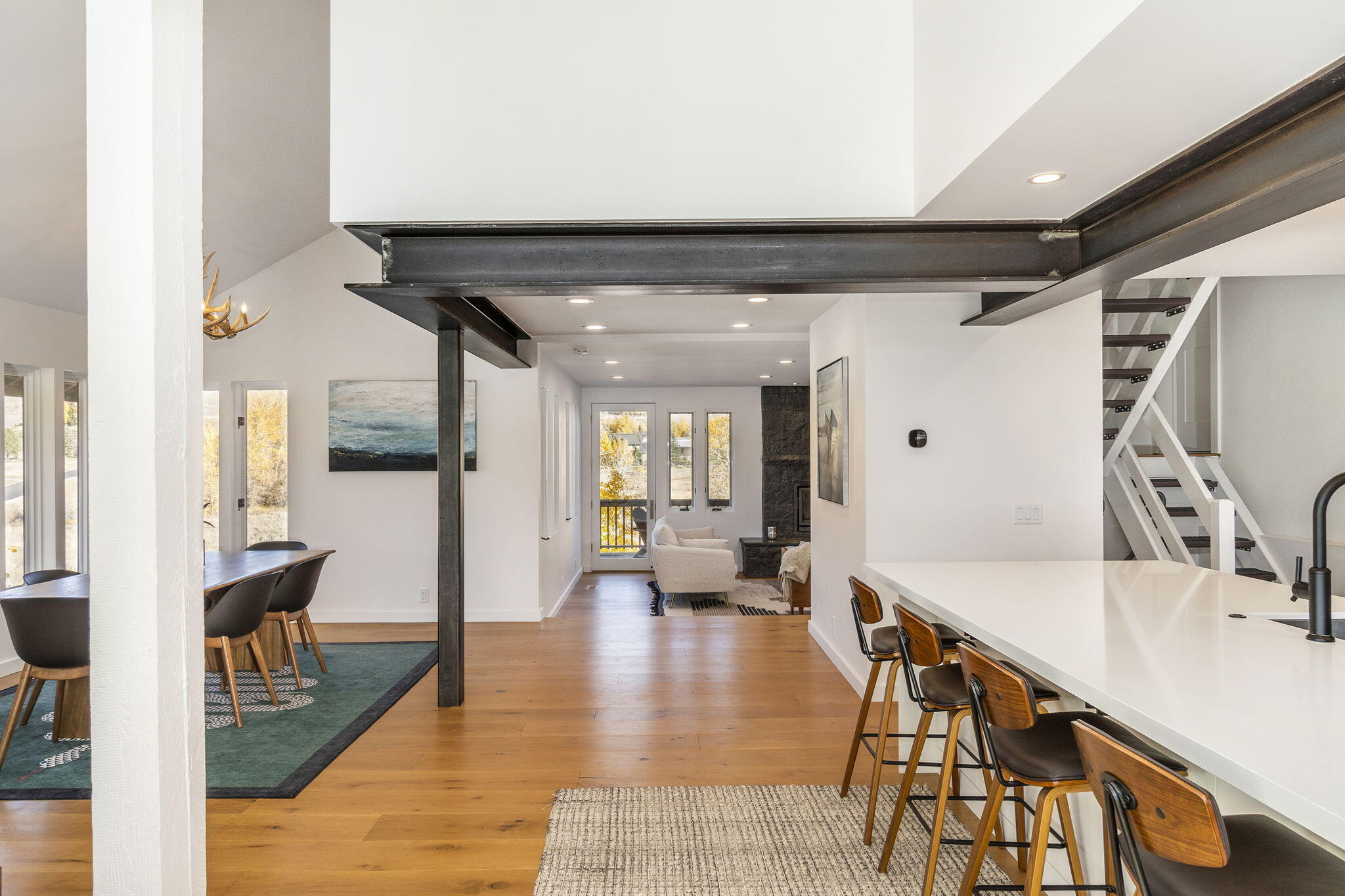 142 Indian Creek Rd Property Photo 7