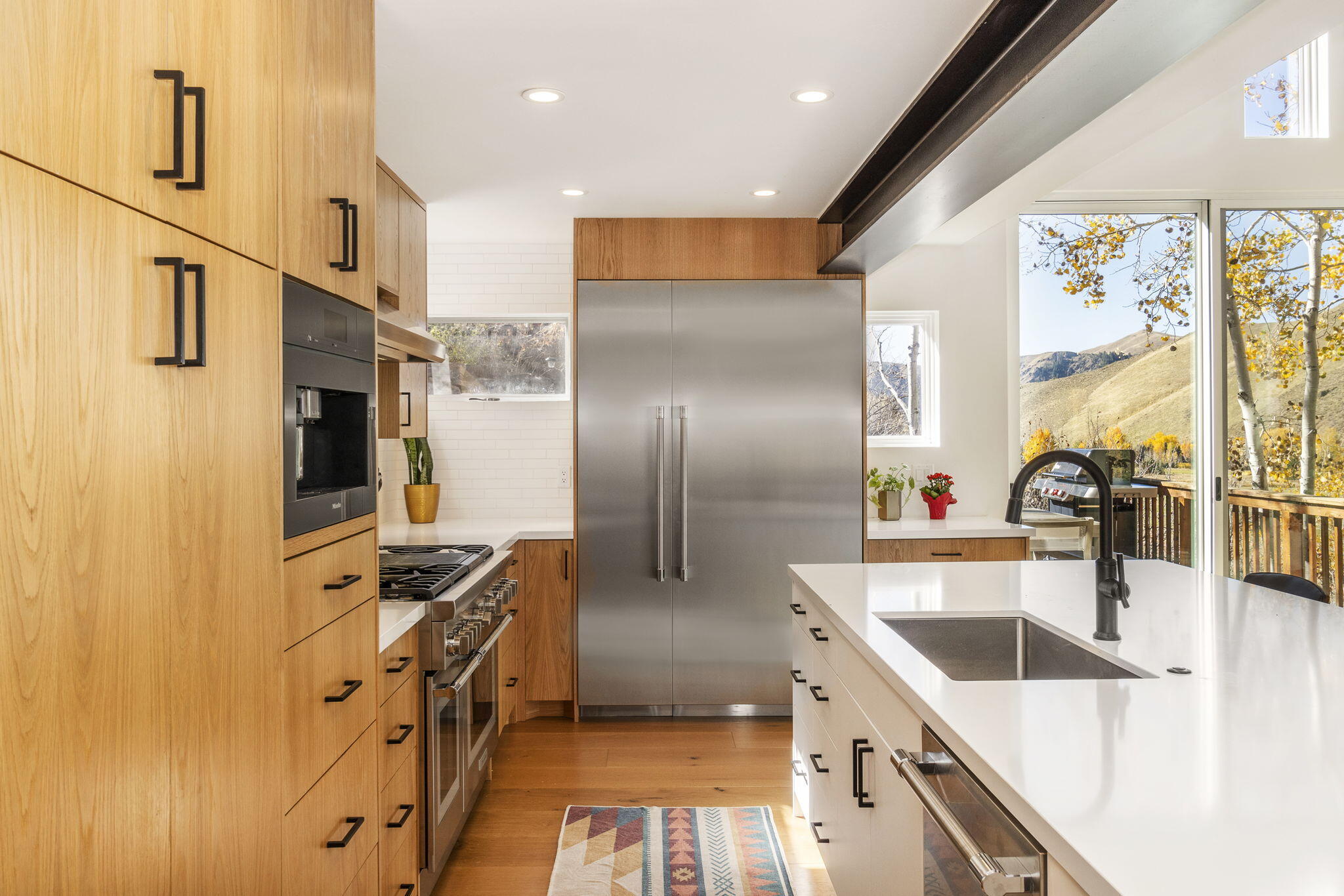 142 Indian Creek Rd Property Photo 12