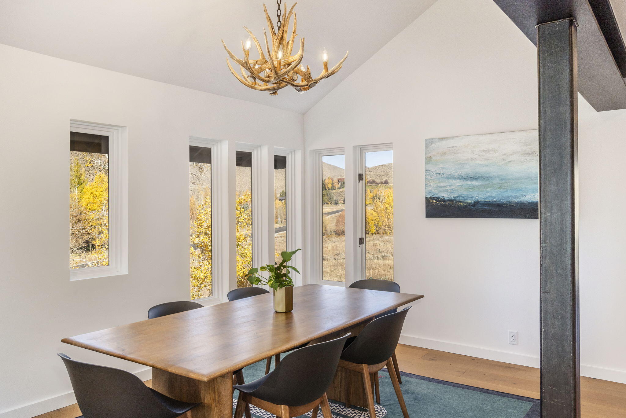 142 Indian Creek Rd Property Photo 15