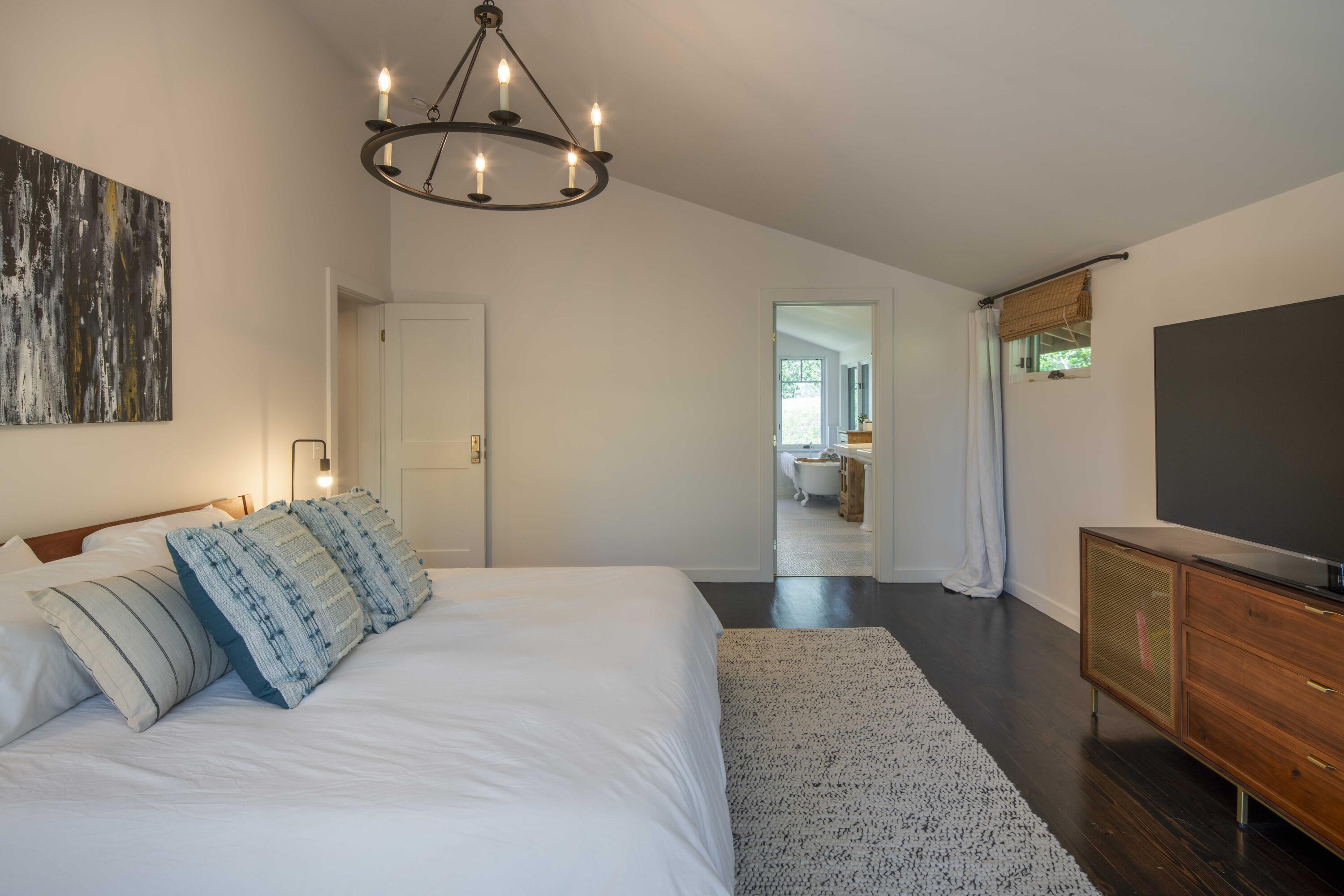 142 Indian Creek Rd Property Photo 24