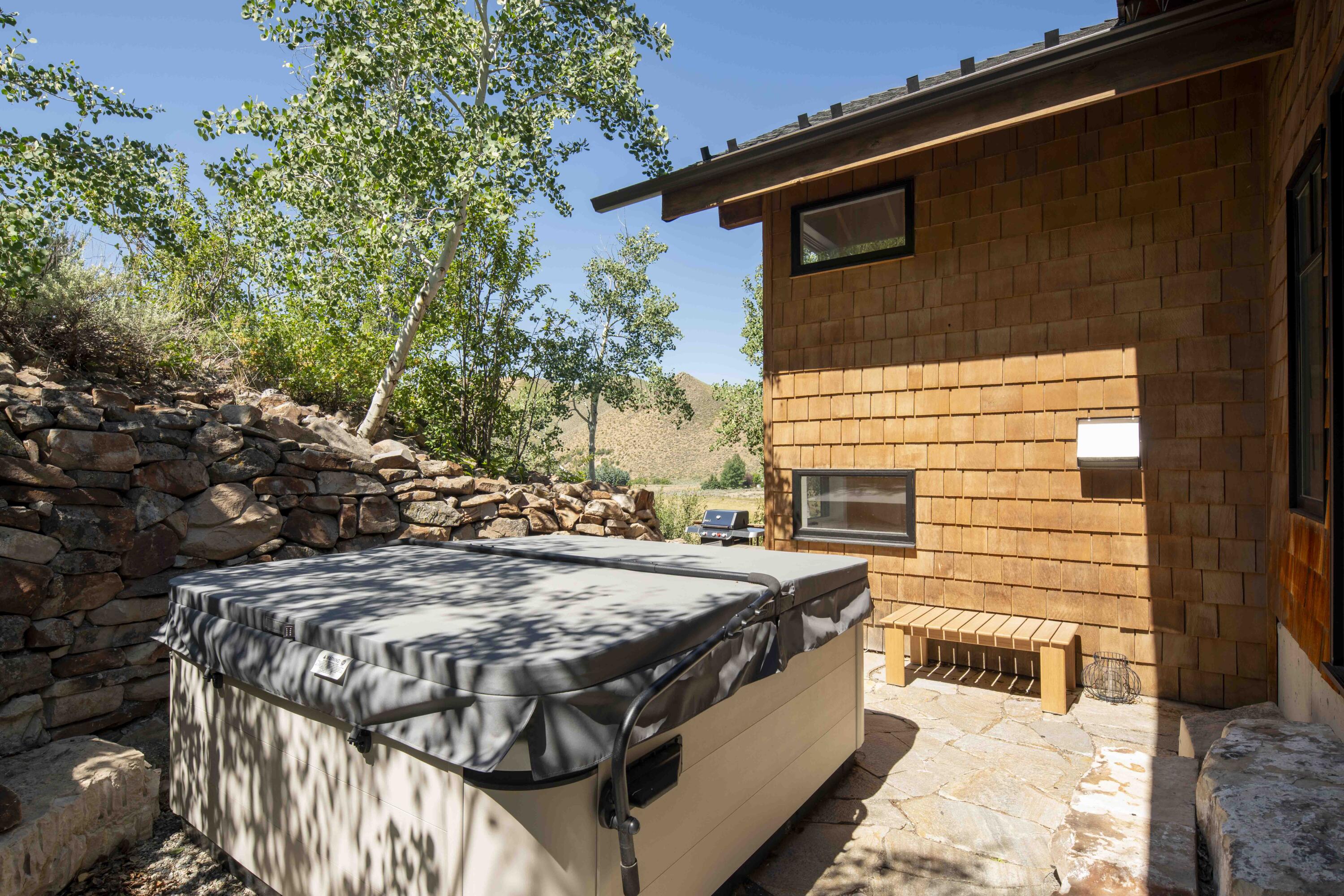 142 Indian Creek Rd Property Photo 28