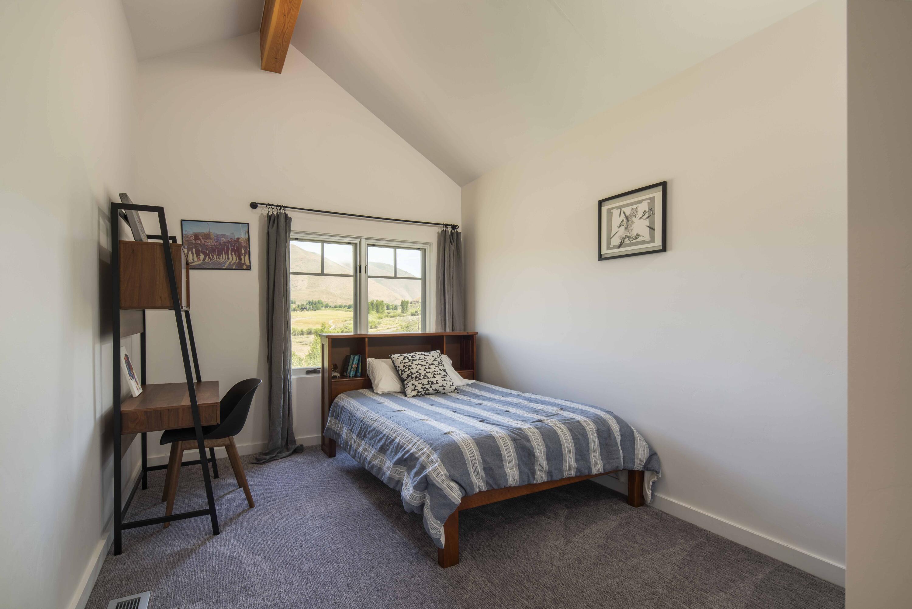 142 Indian Creek Rd Property Photo 34