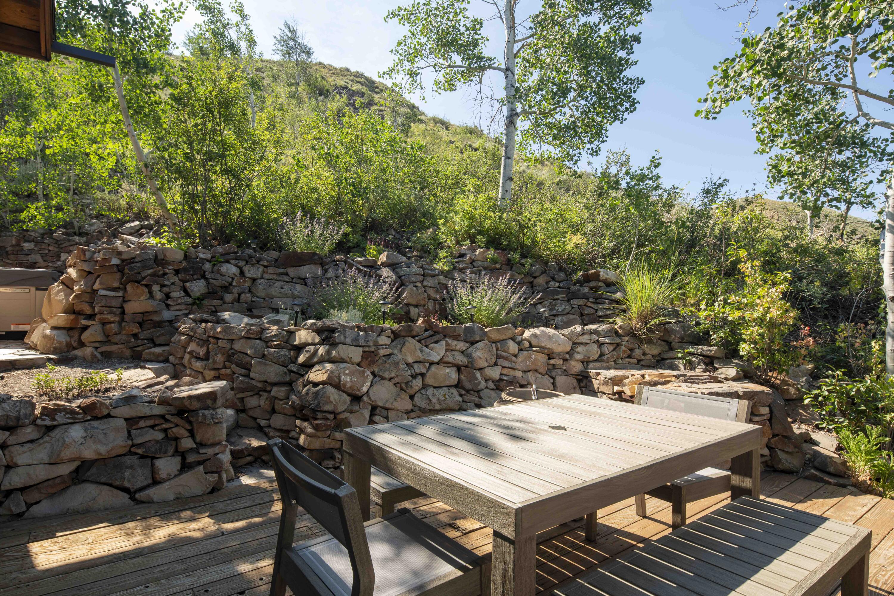 142 Indian Creek Rd Property Photo 41