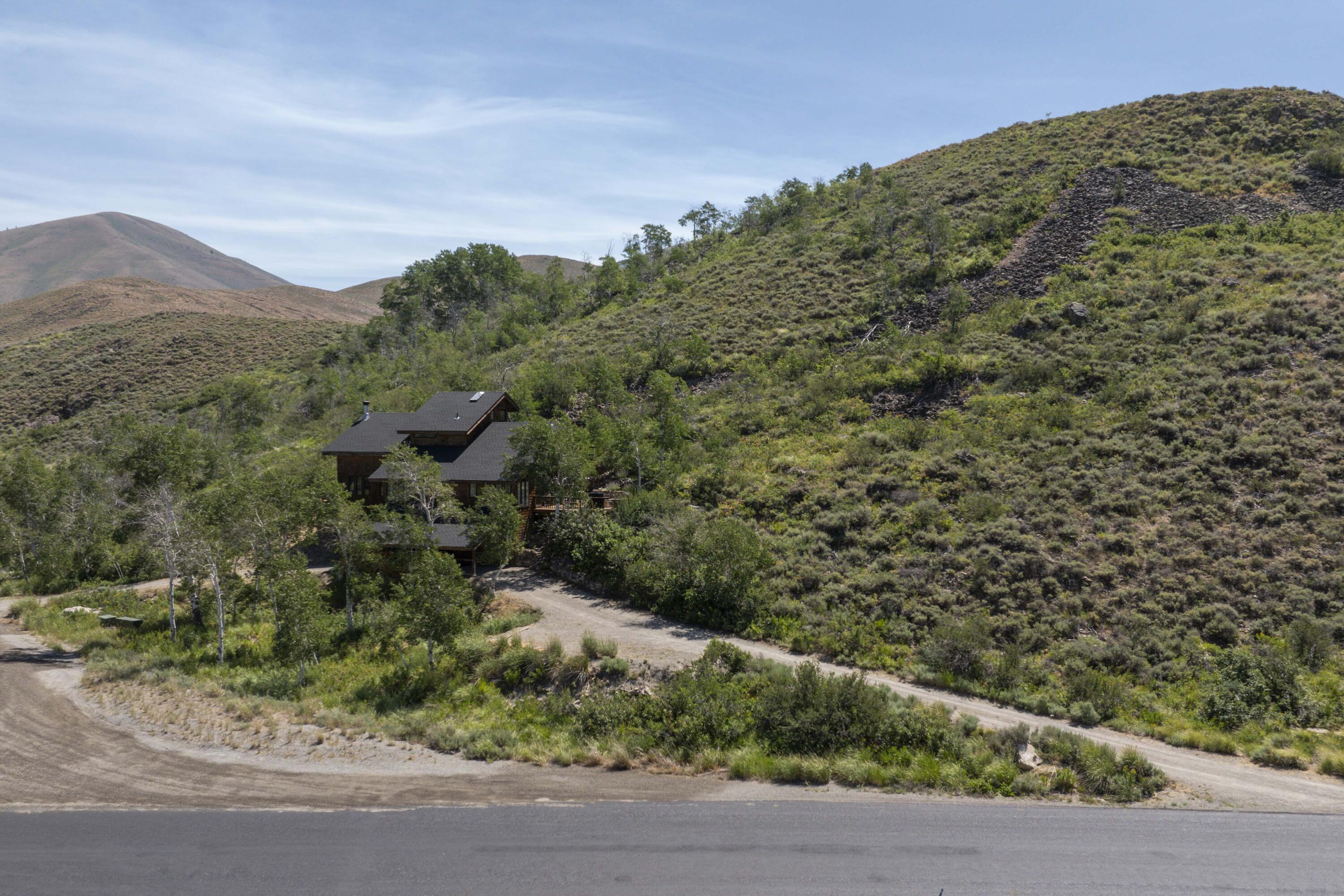 142 Indian Creek Rd Property Photo 44