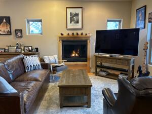 202 E Winterberry Loop Loop Property Photo