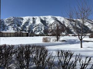 202 E Winterberry Loop Loop Property Photo 2