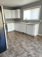 611 Willow Dr 1 Property Photo 11