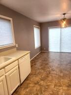 611 Willow Dr 1 Property Photo 13