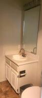 611 Willow Dr 1 Property Photo 16