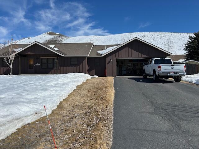 360 Ridgeview Dr Property Photo 1