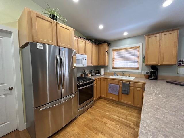 360 Ridgeview Dr Property Photo 2