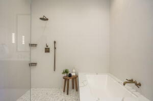 131 N Washington Ave 201 & 301 Property Photo 28