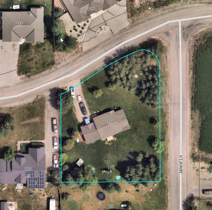 110 Scott Rd Property Photo