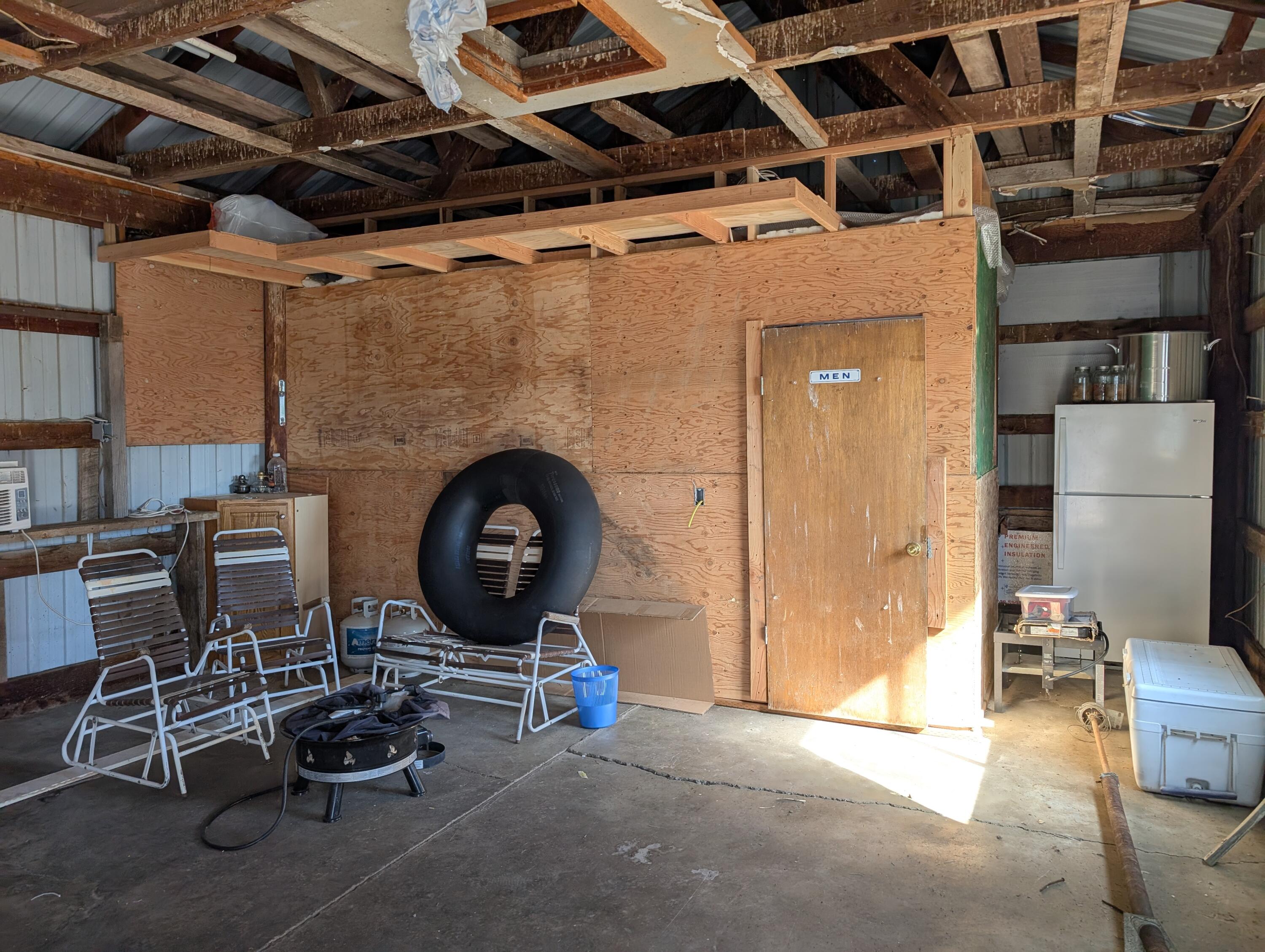 1329 N 1250 E Property Photo 21