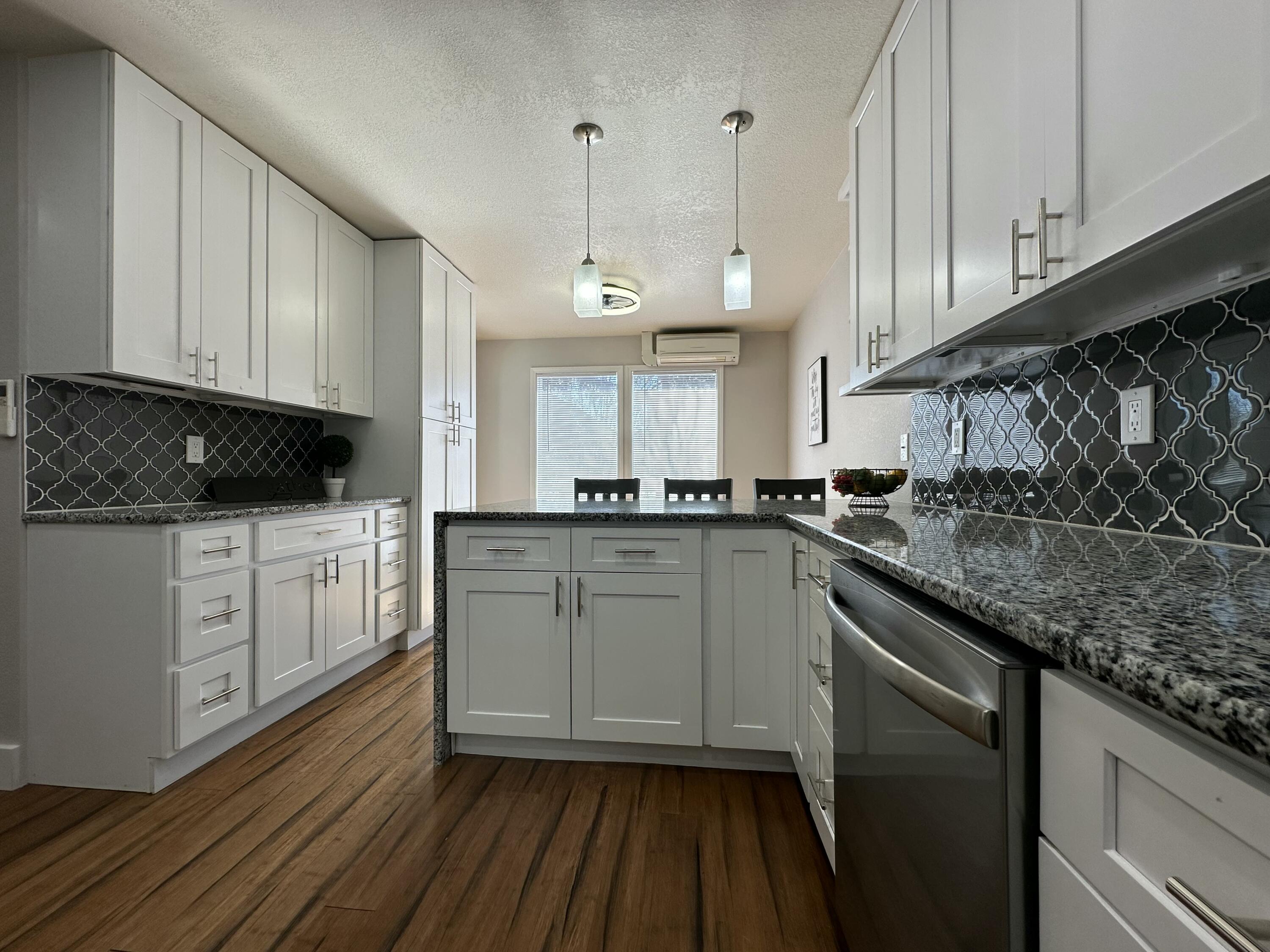 3075 Shenandoah Dr Property Photo 4
