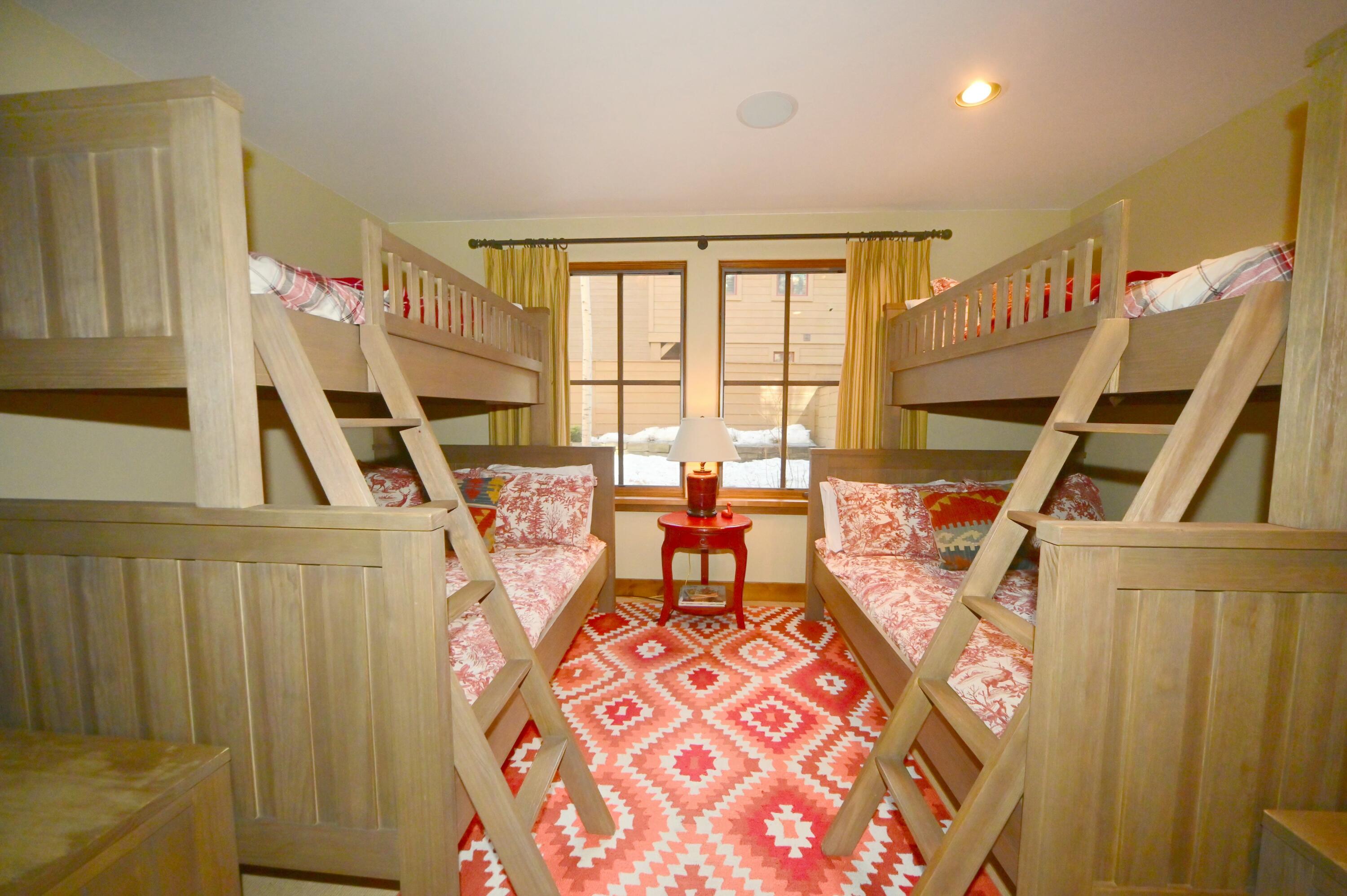 115 Lodge Lane Property Photo 30