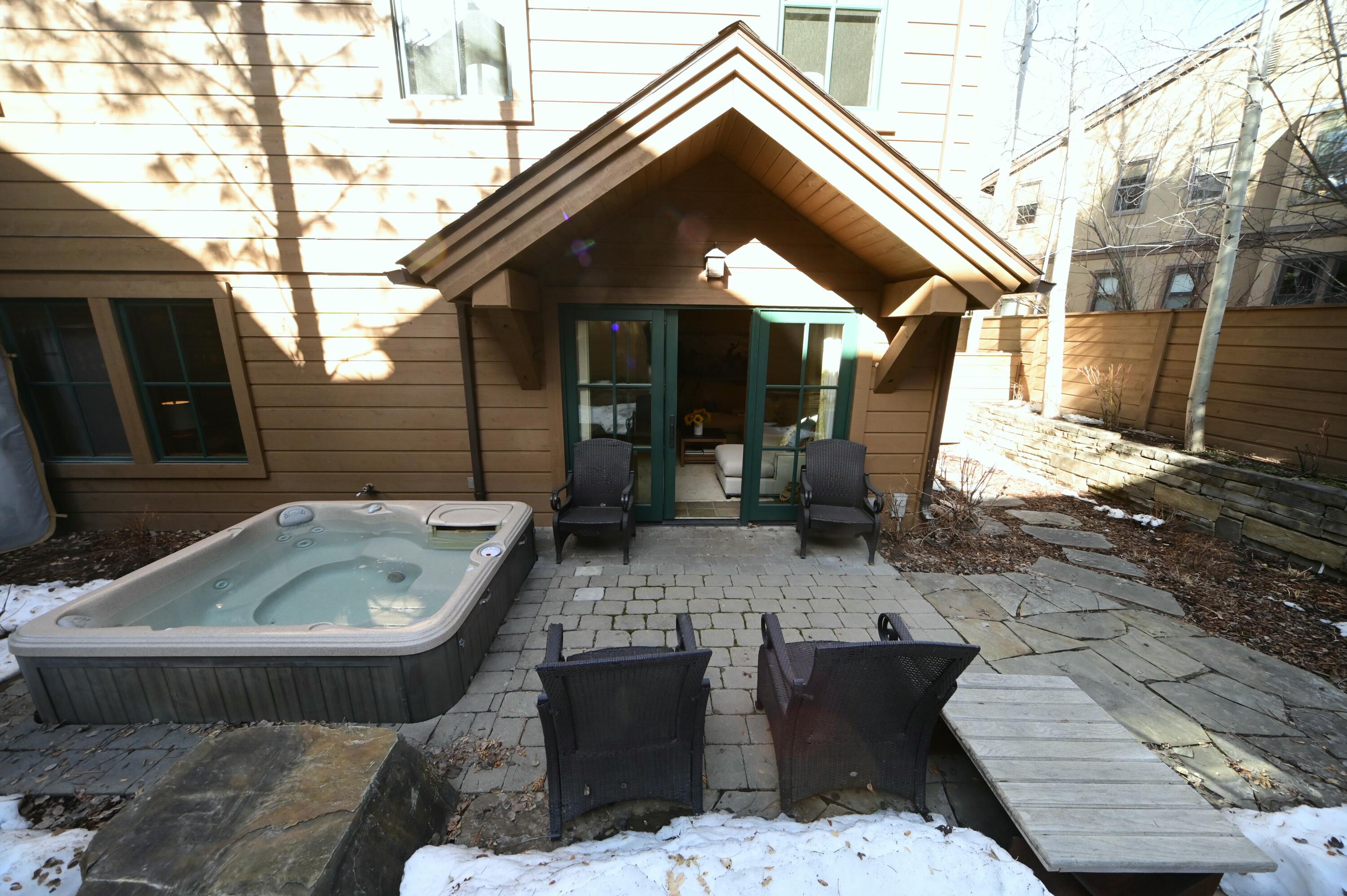 115 Lodge Lane Property Photo 38