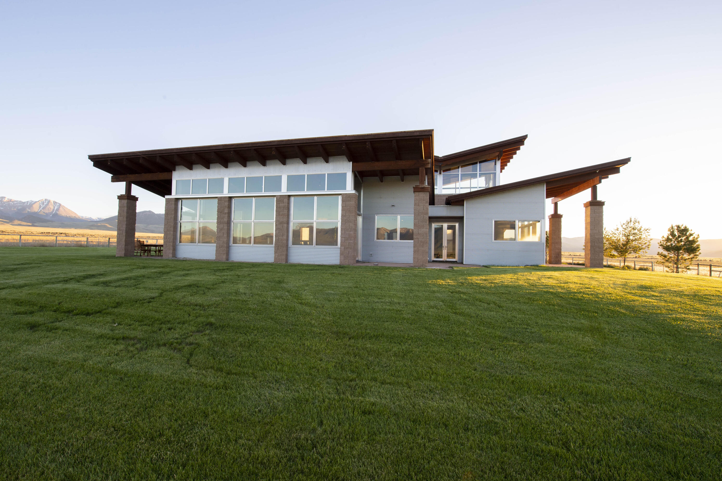 35 Meadow Creek Rd