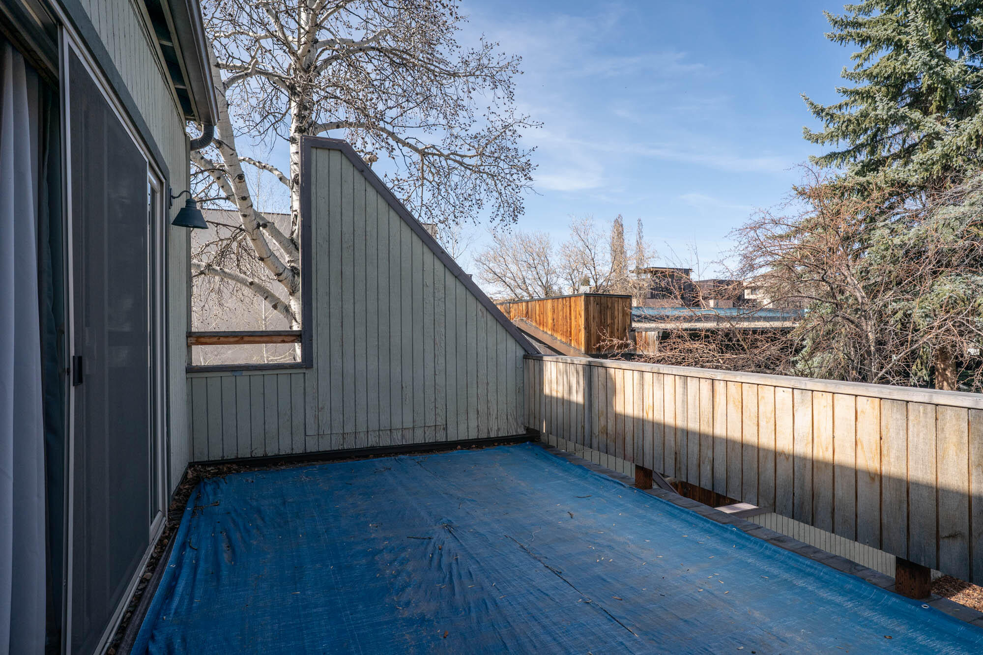 211 N 1st Ave Property Photo 18