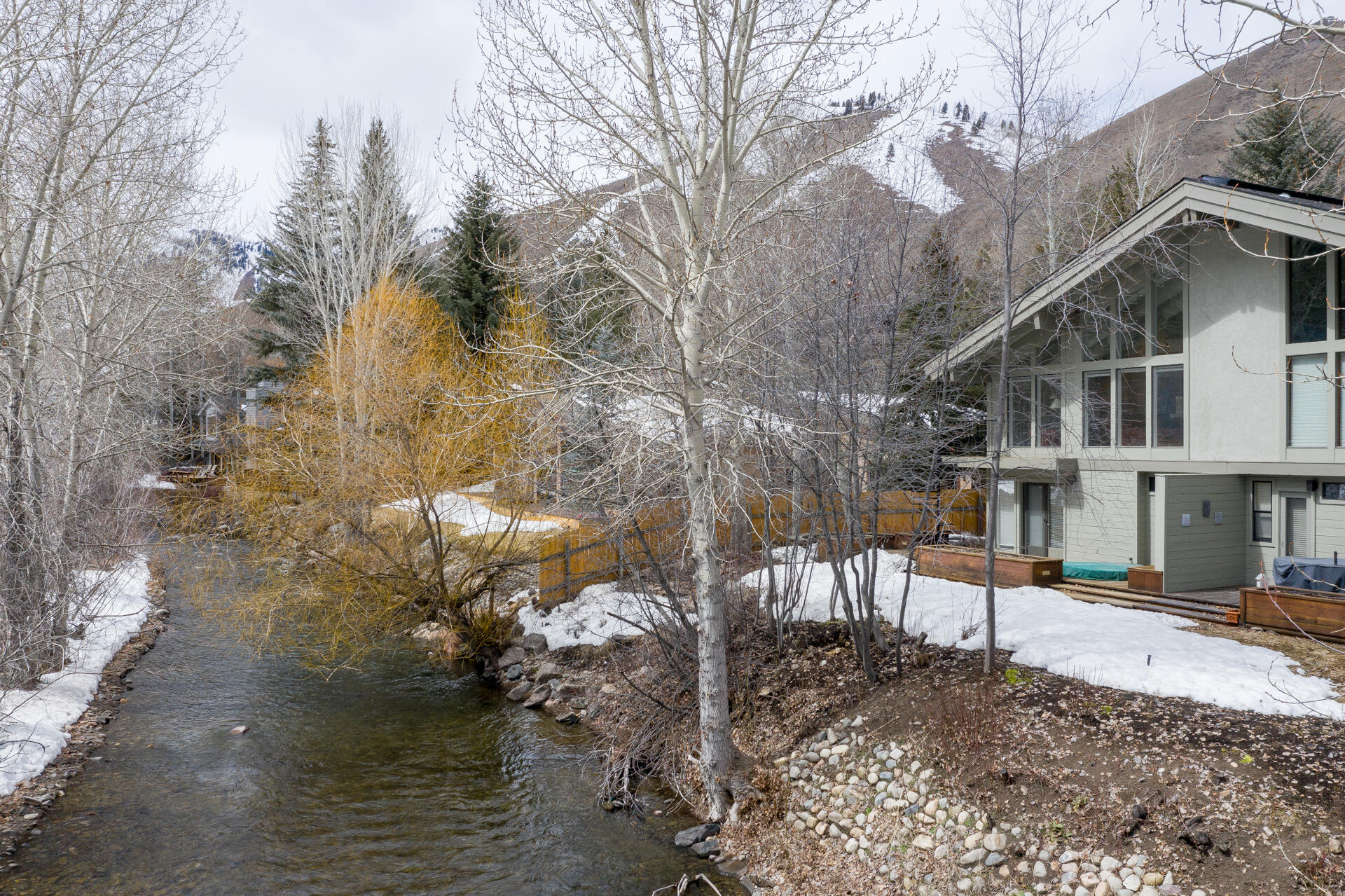 271 Bald Mountain Rd Property Photo