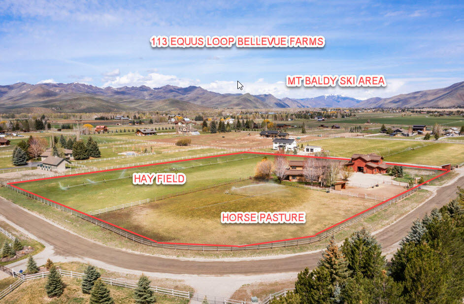 113 Equus Loop Property Photo 1