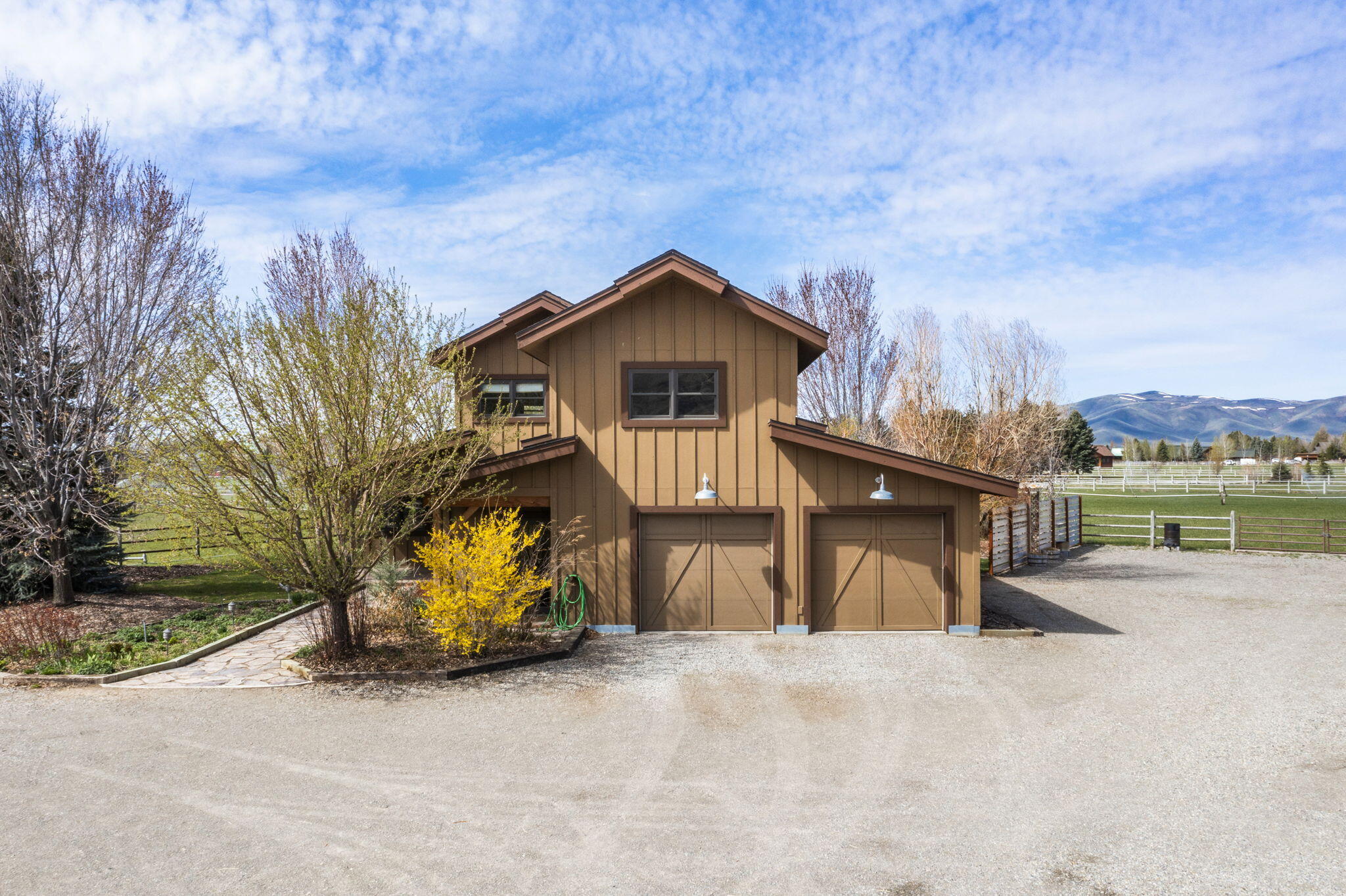 113 Equus Loop Property Photo 8