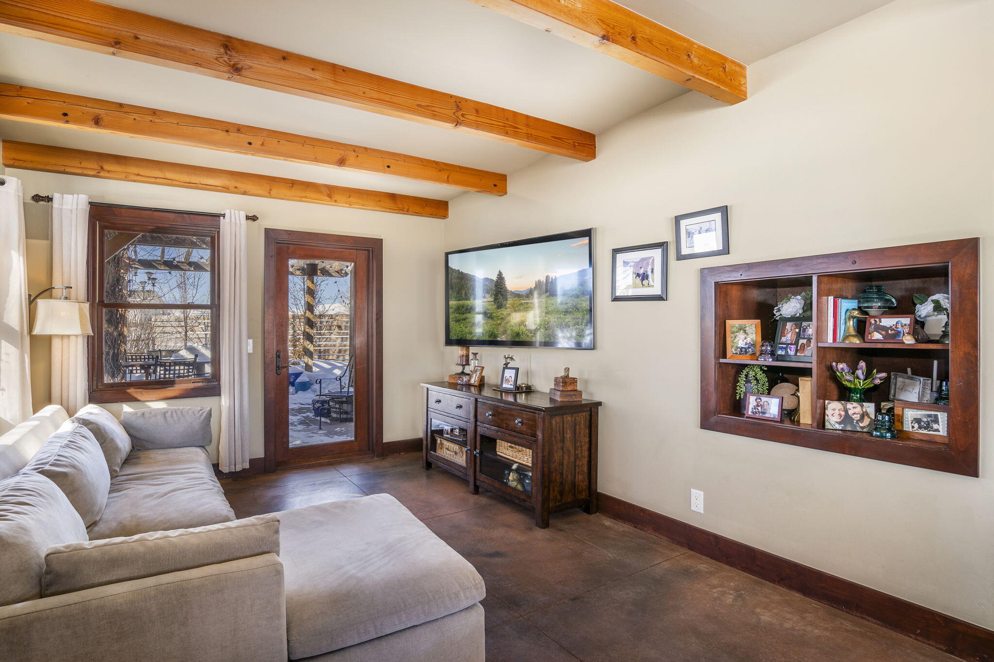 113 Equus Loop Property Photo 19