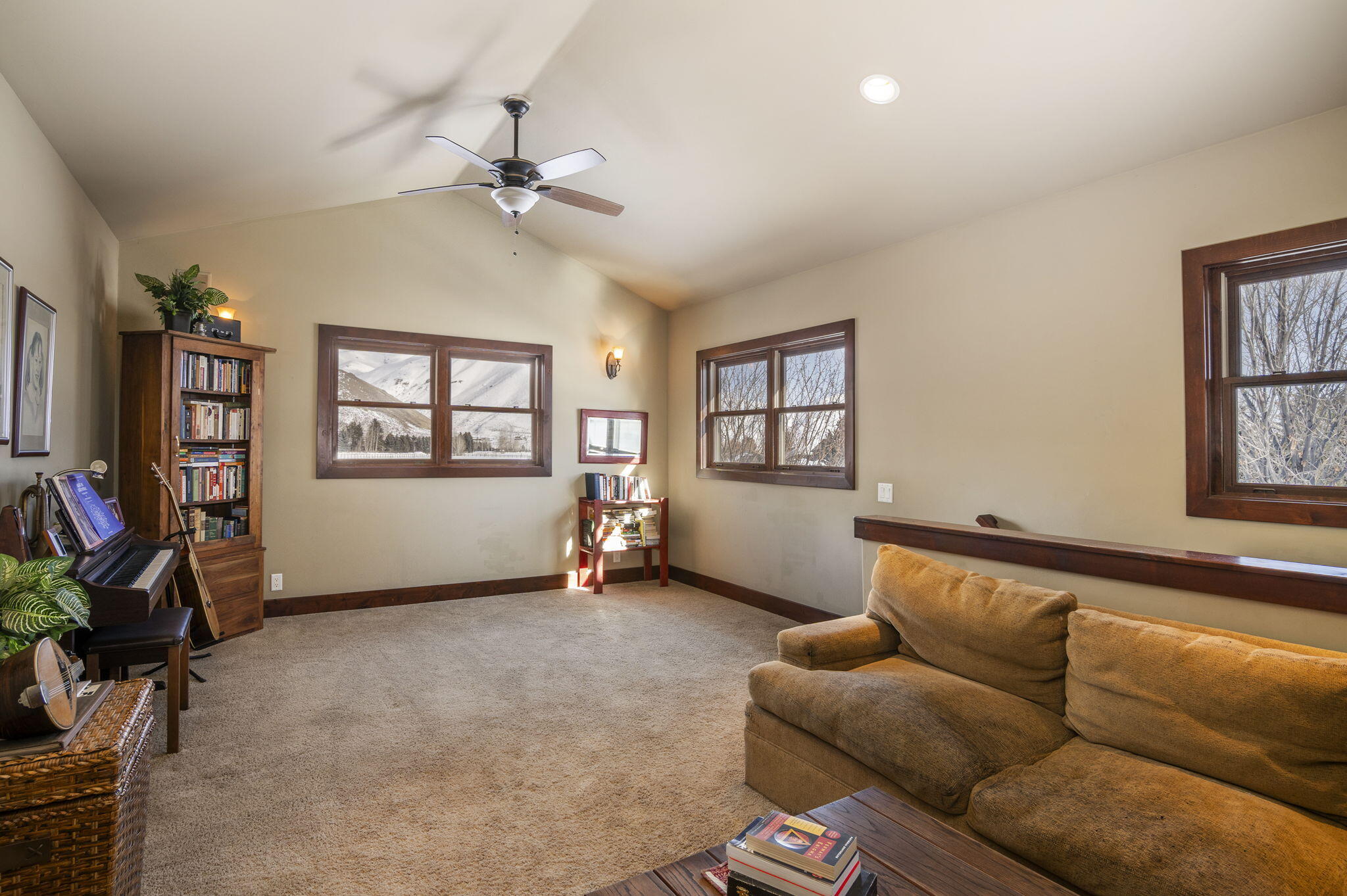 113 Equus Loop Property Photo 29