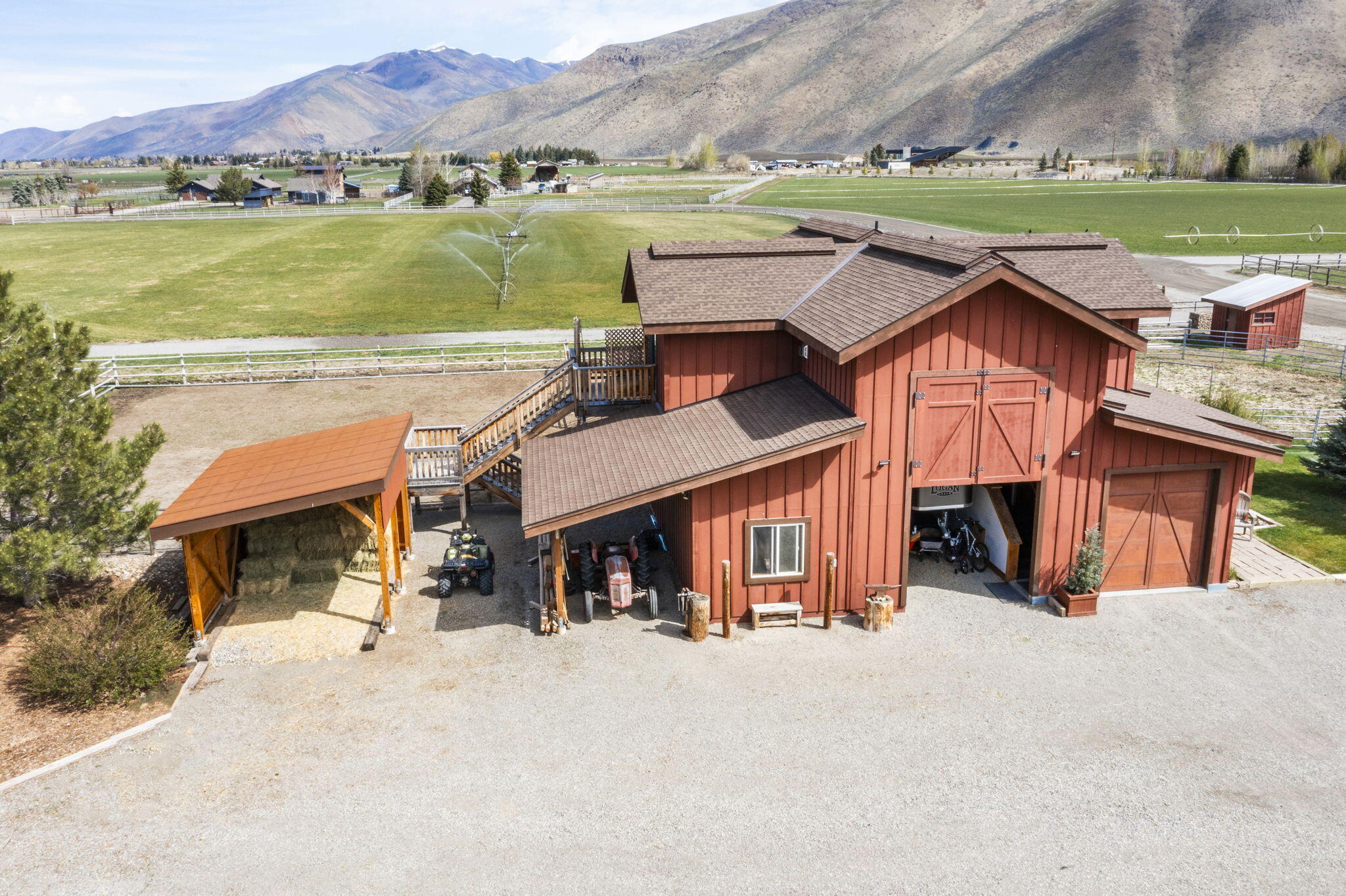 113 Equus Loop Property Photo 40