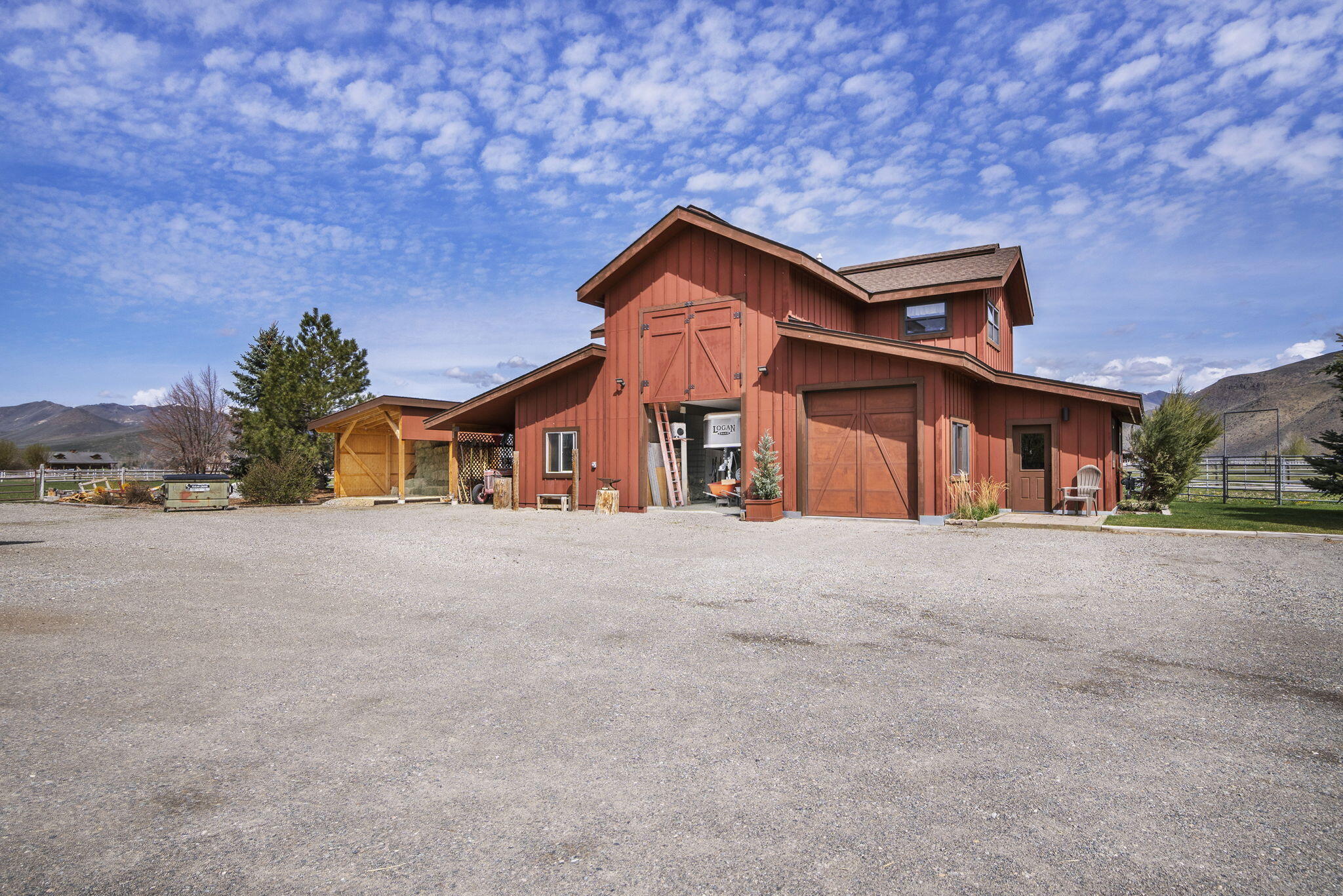 113 Equus Loop Property Photo 41