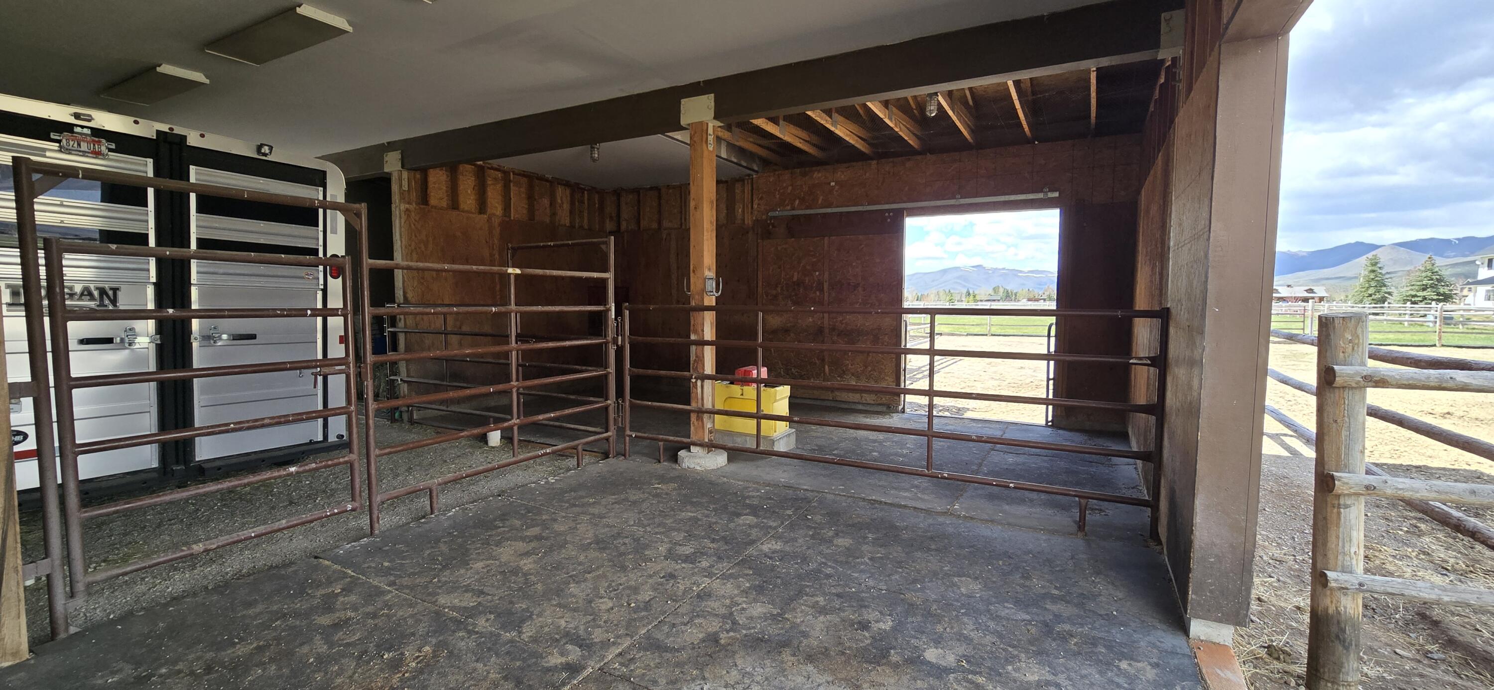 113 Equus Loop Property Photo 46