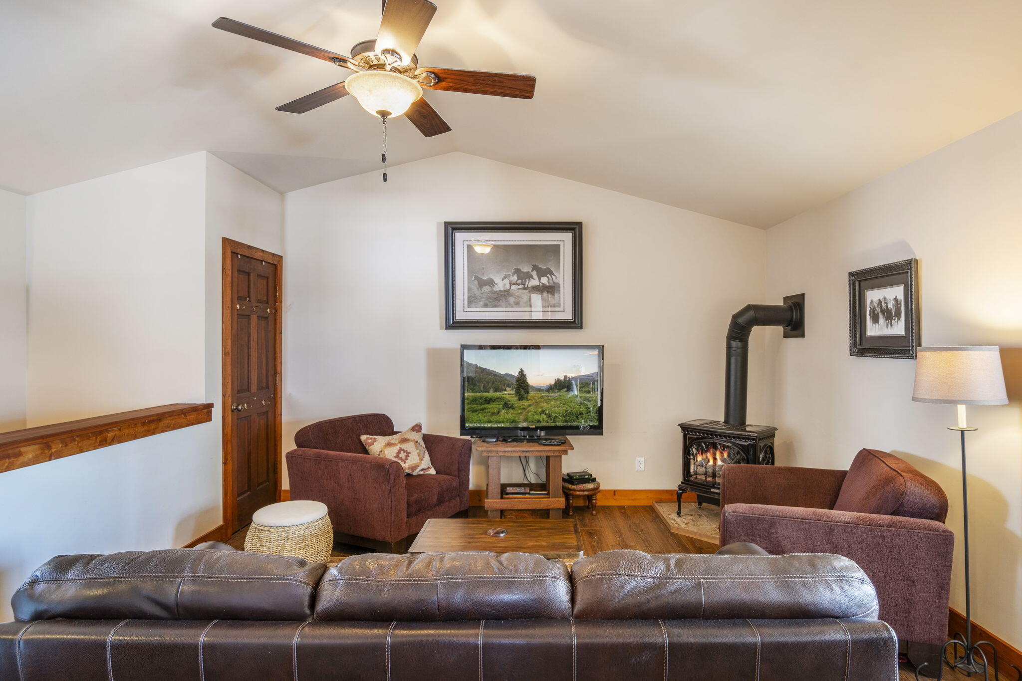 113 Equus Loop Property Photo 49
