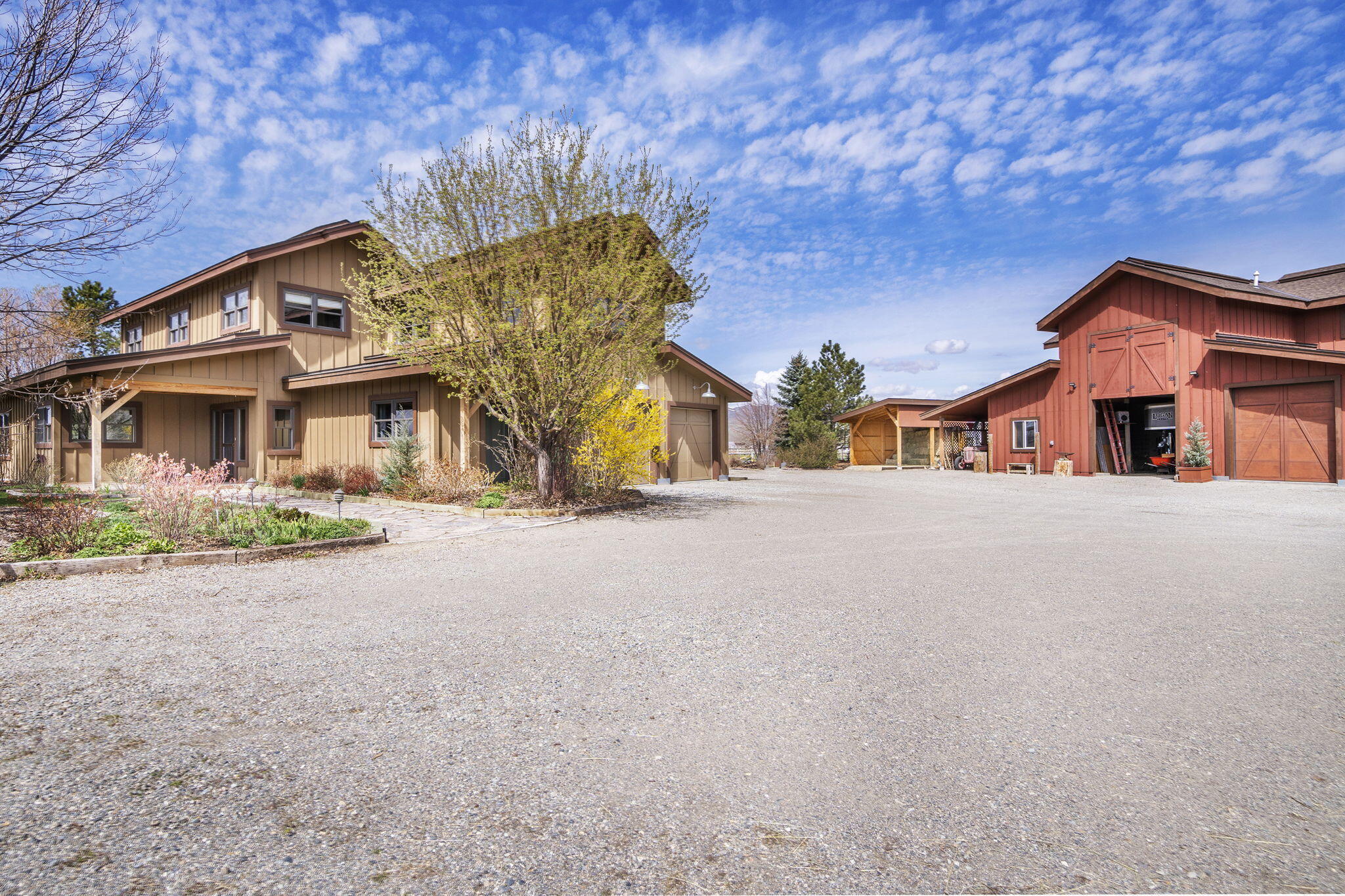 113 Equus Loop Property Photo 68