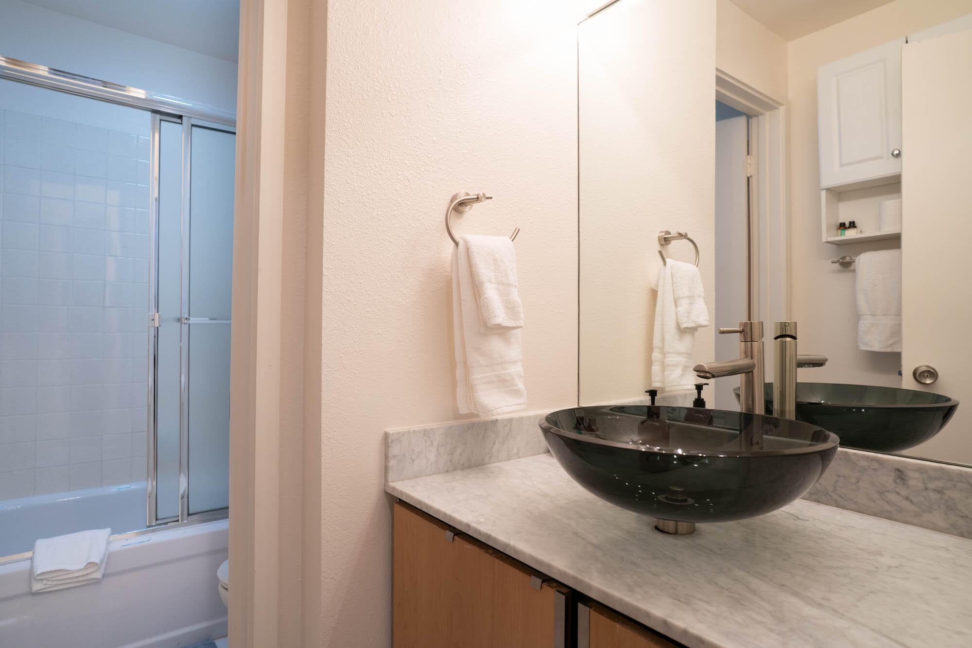 2248/2249 Bonne Vie Condo Dr Property Photo 11