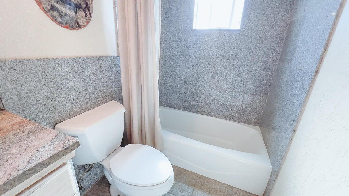 1094 E 1520 N Property Photo 19