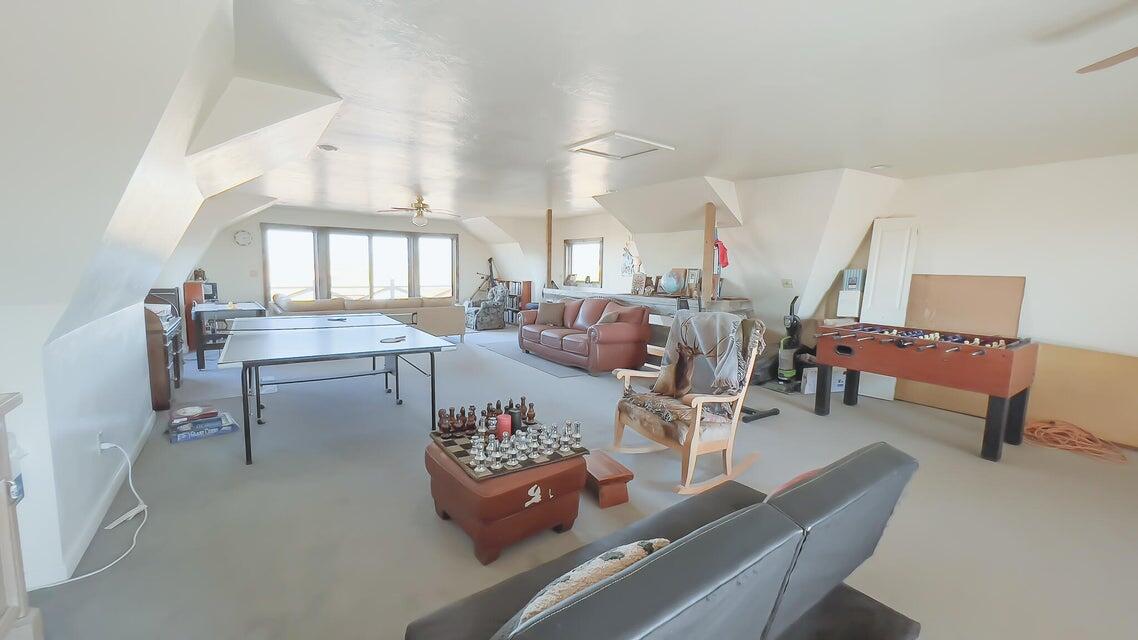 1094 E 1520 N Property Photo 24