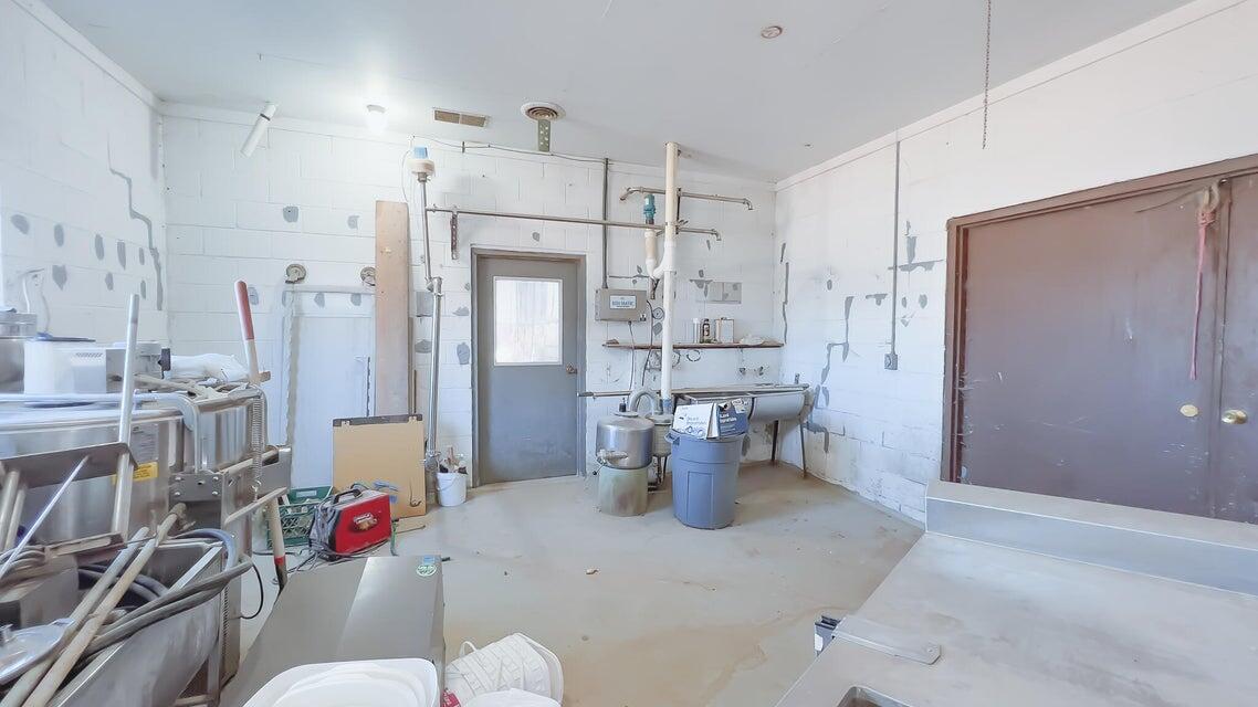 1094 E 1520 N Property Photo 35