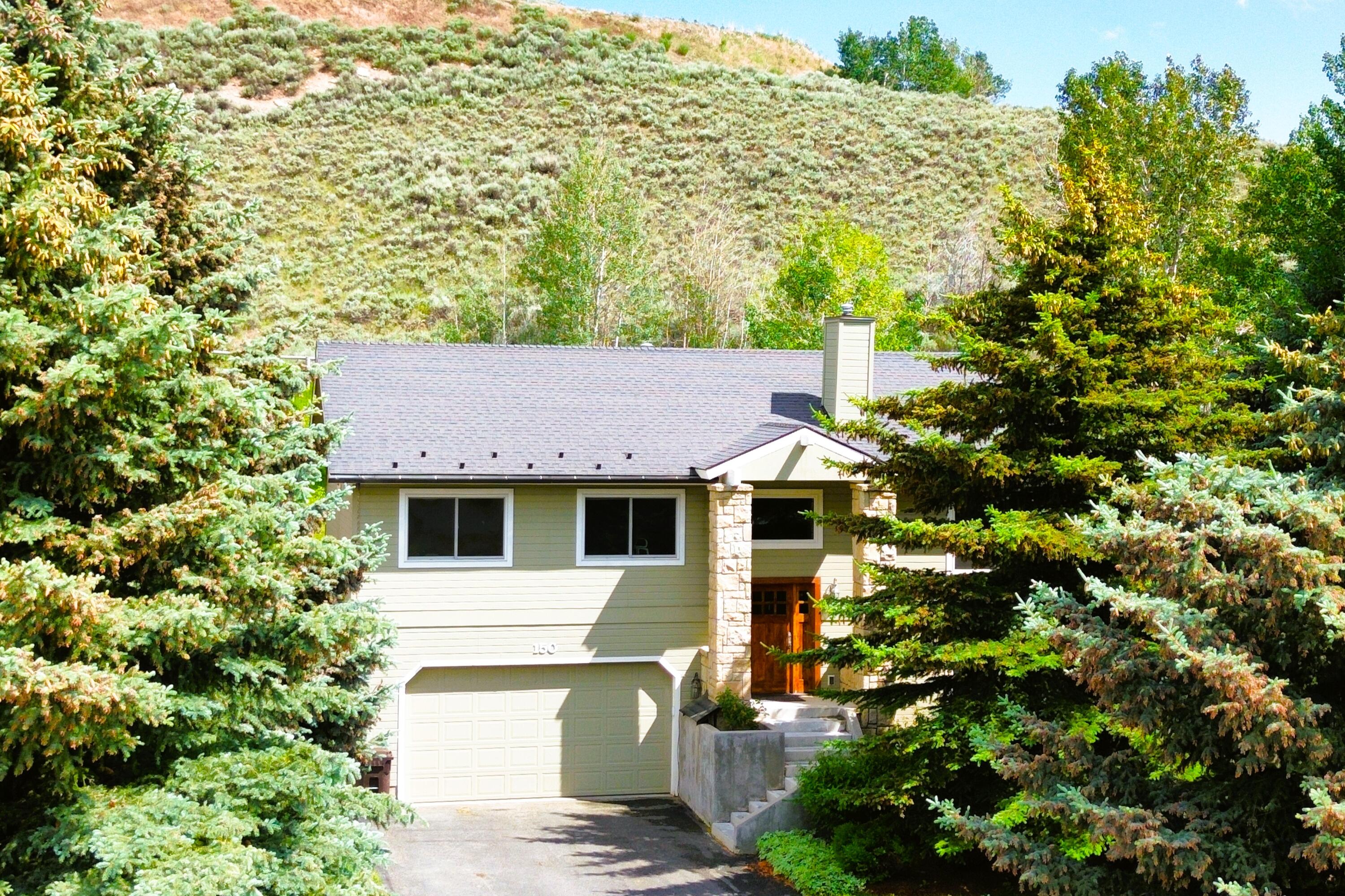 150 Sunrise Ranch Rd Property Photo 1