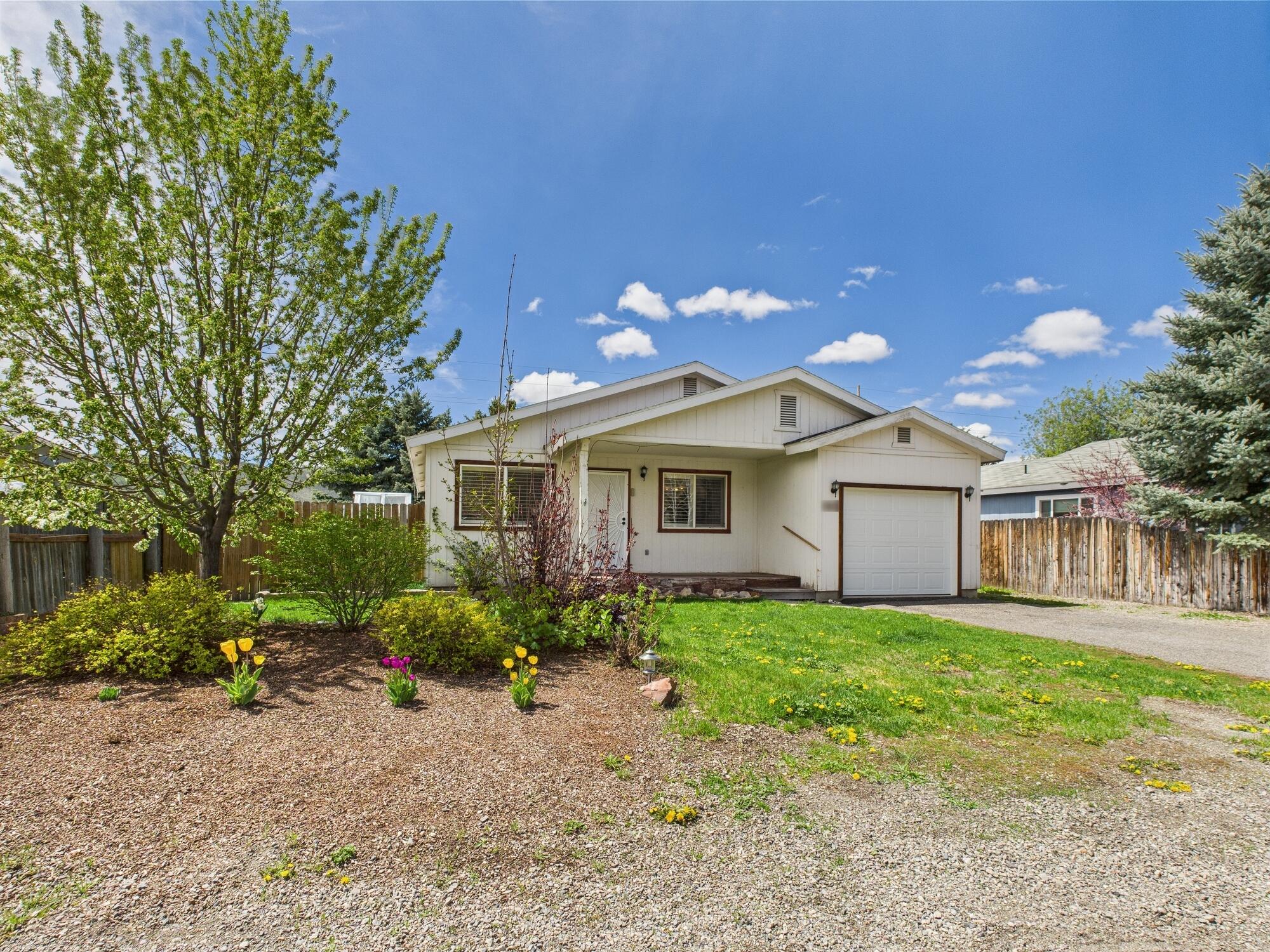 3621 Glenbrook Dr Property Photo 1