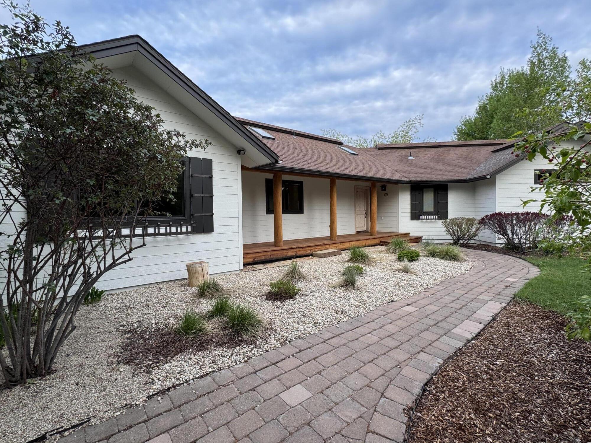 1641 Northridge Dr Property Photo