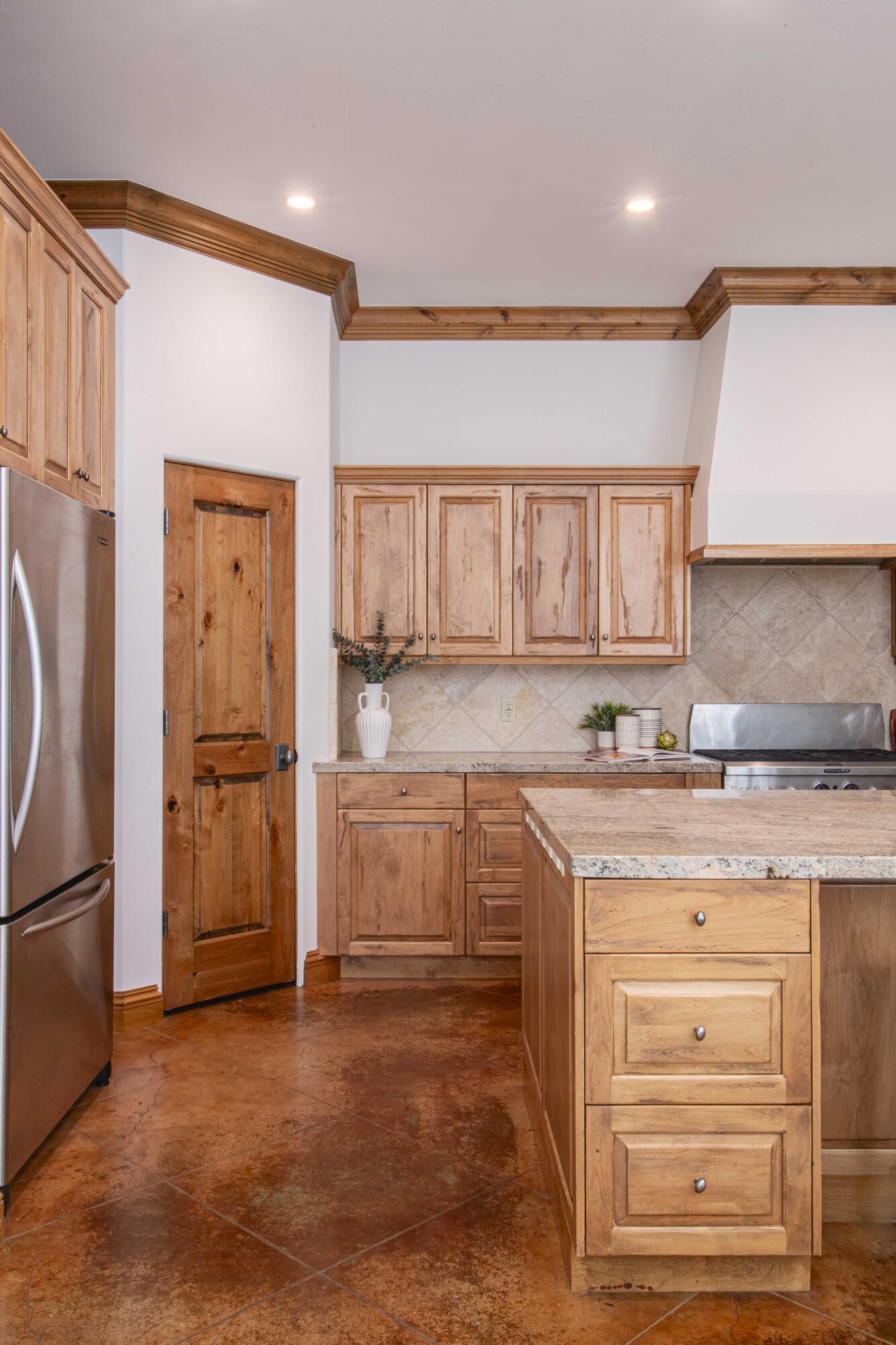 205 Shaun Lane Property Photo 8