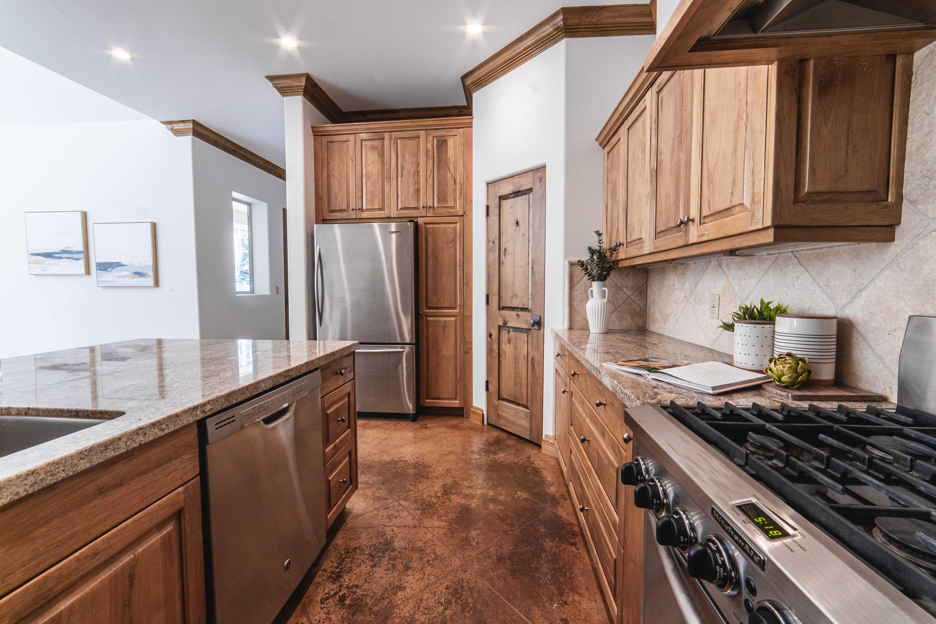 205 Shaun Lane Property Photo 10