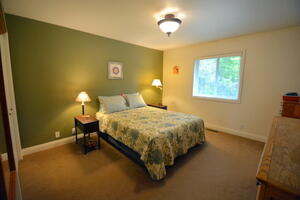530 Eureka Dr Property Photo 12